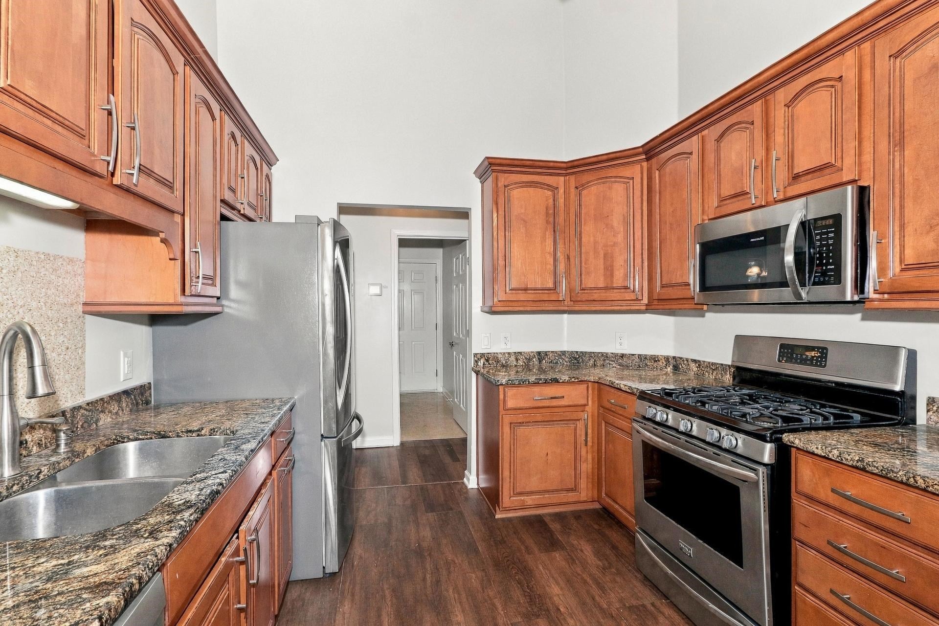 1618 Heathmuir Dr.