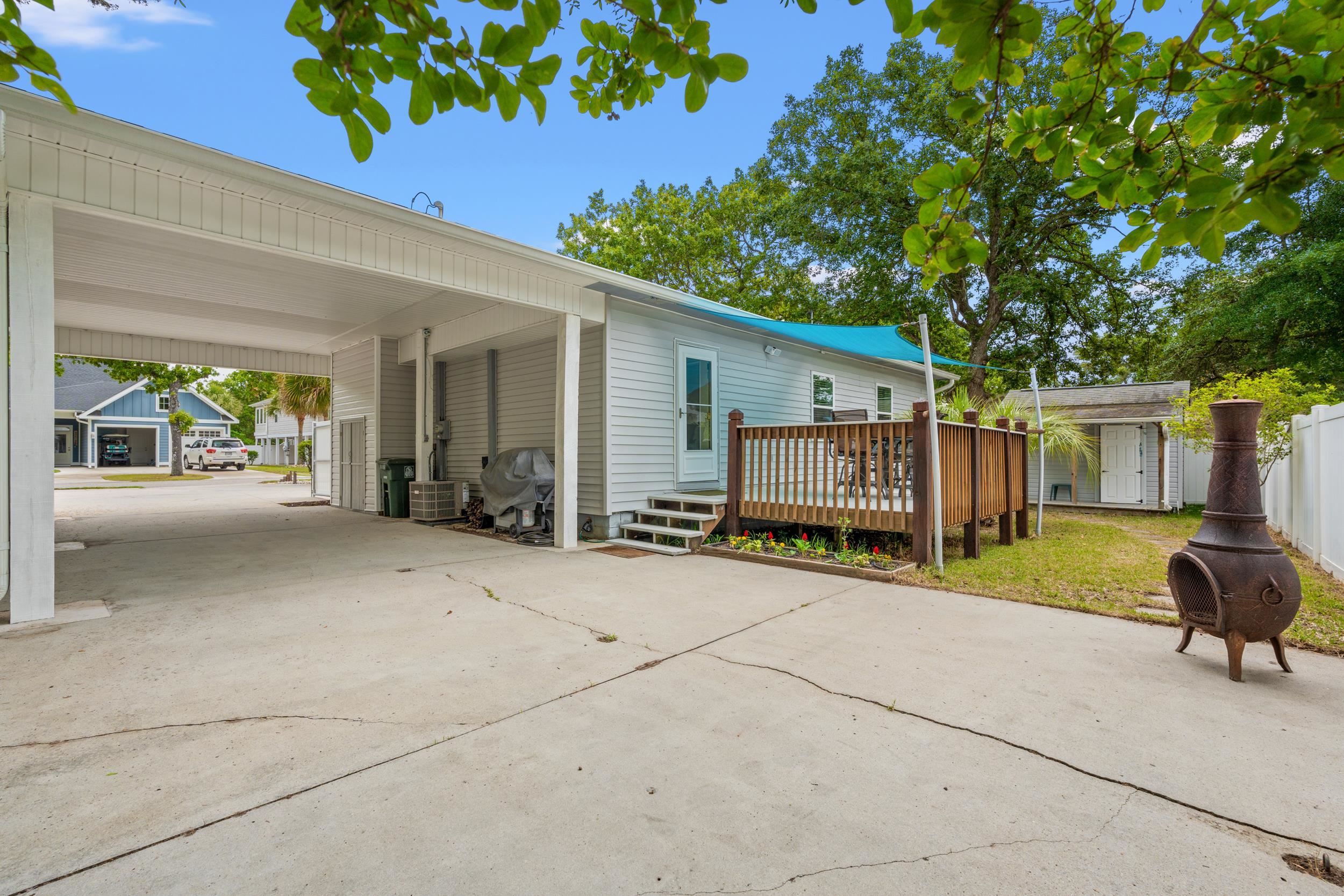 609 33rd Ave. S