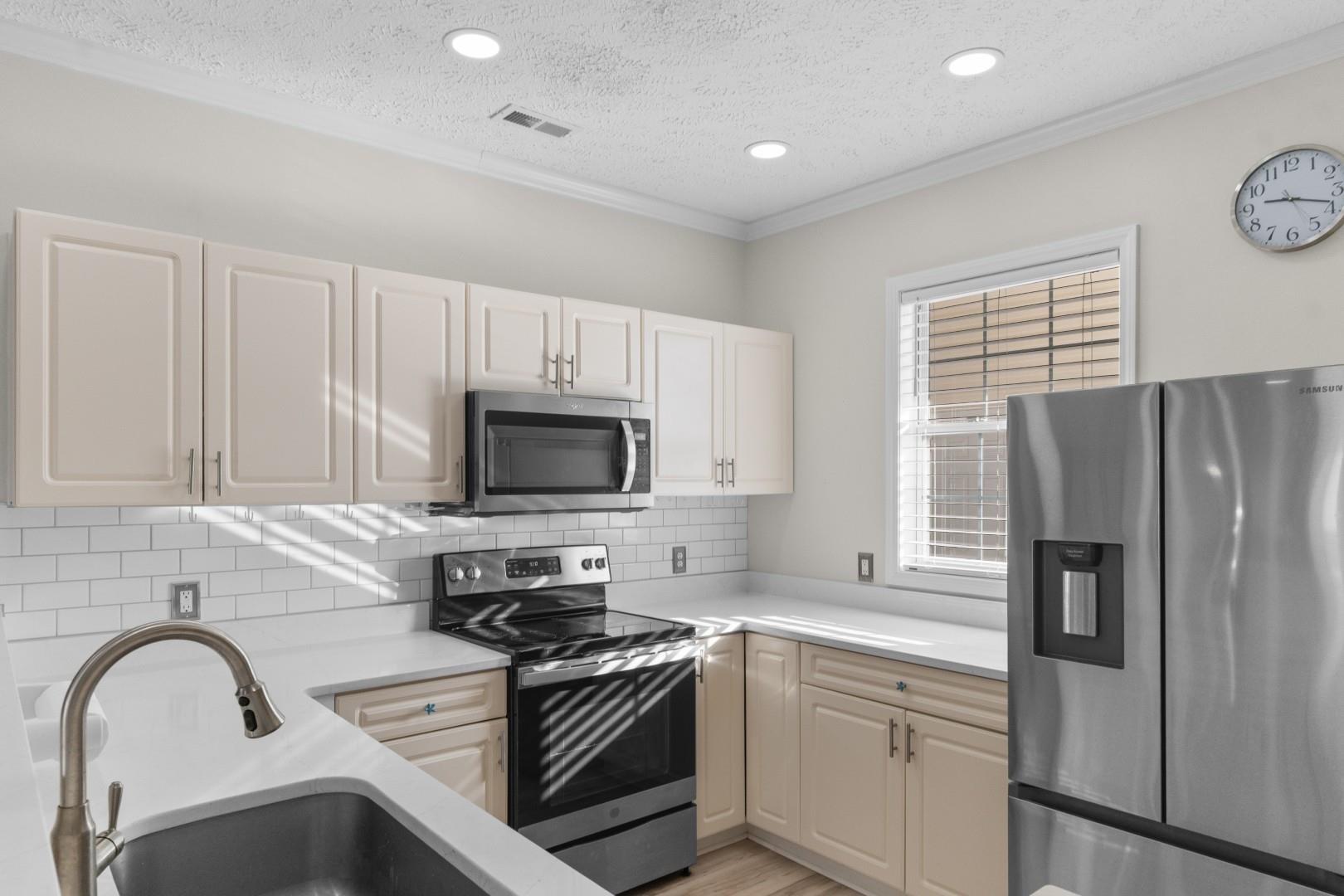 901 West Port Dr. 307