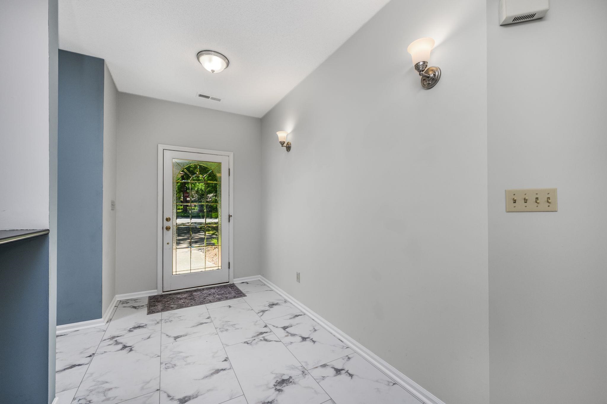 1802 Spinnaker Dr.