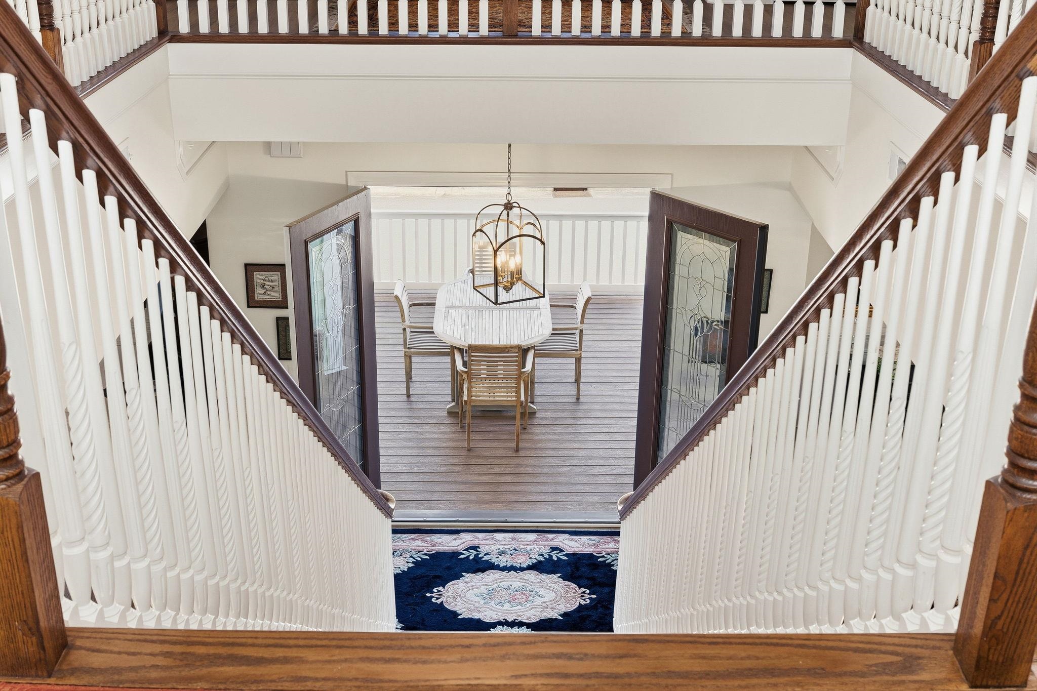 2001 Summer Rose Ln.