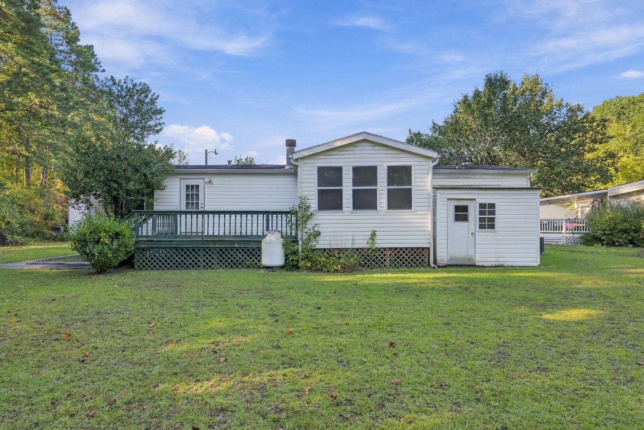 1029 Palm Dr.
