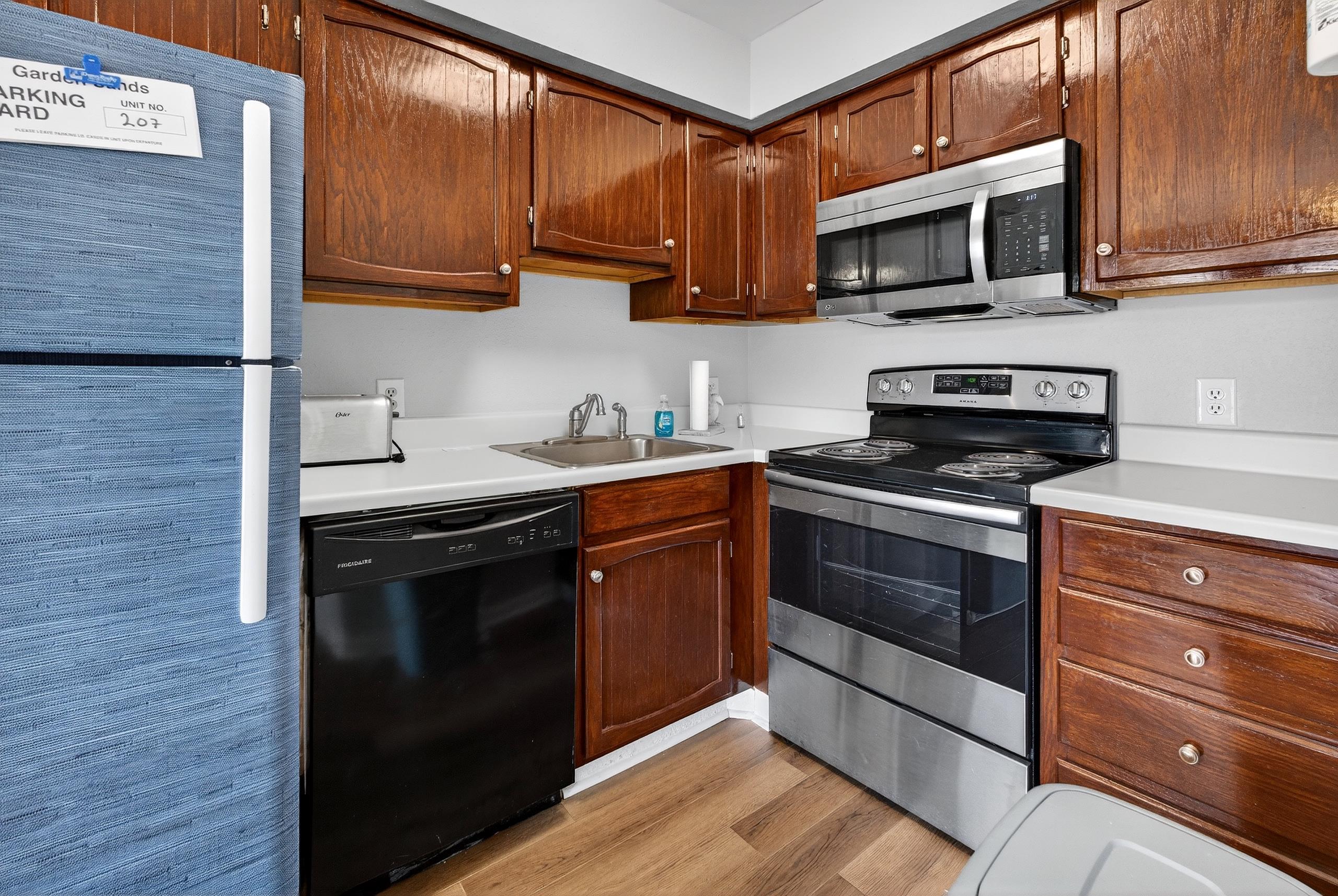 301 N Waccamaw Dr. 207