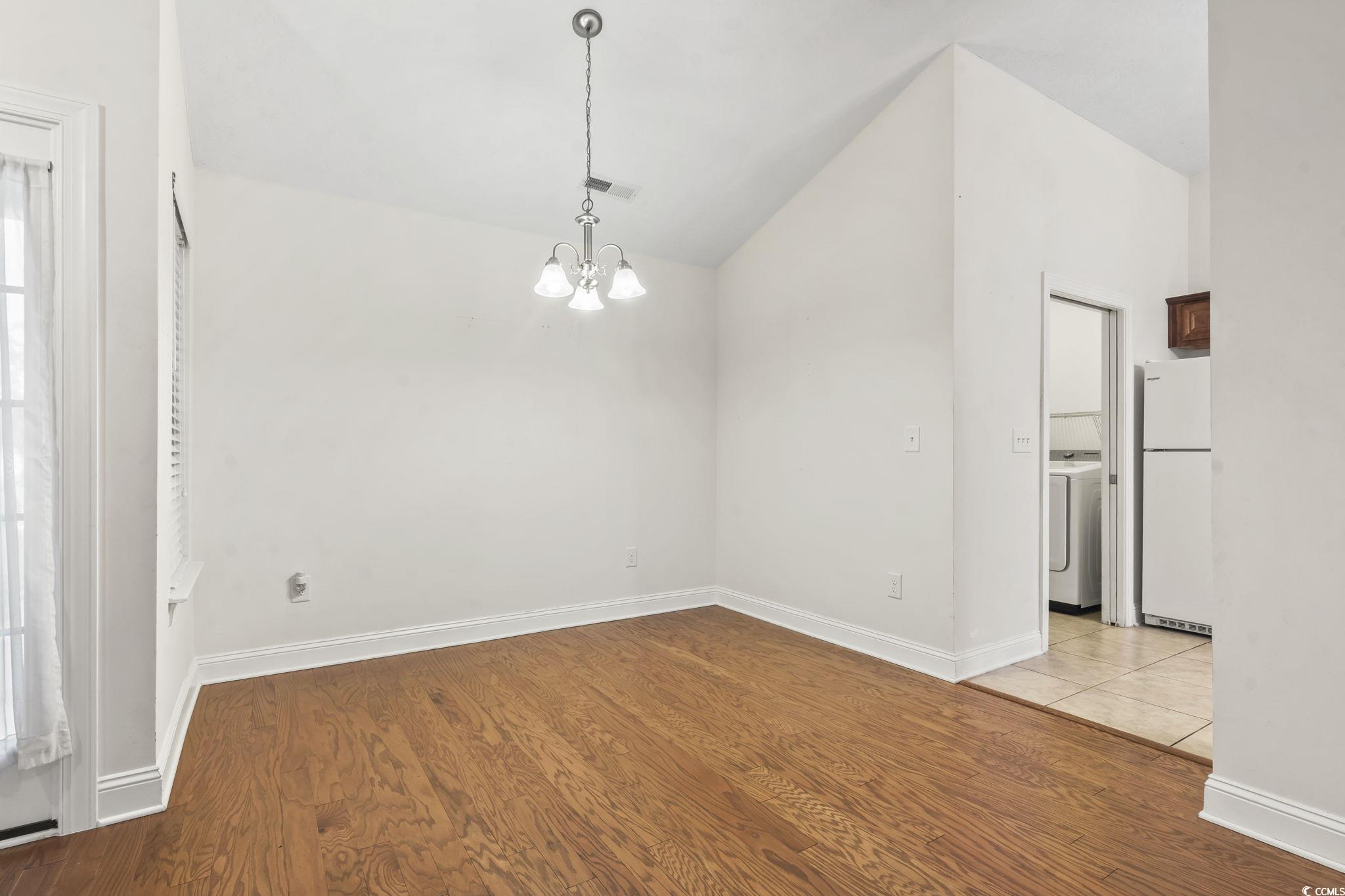 205 Camrose Way