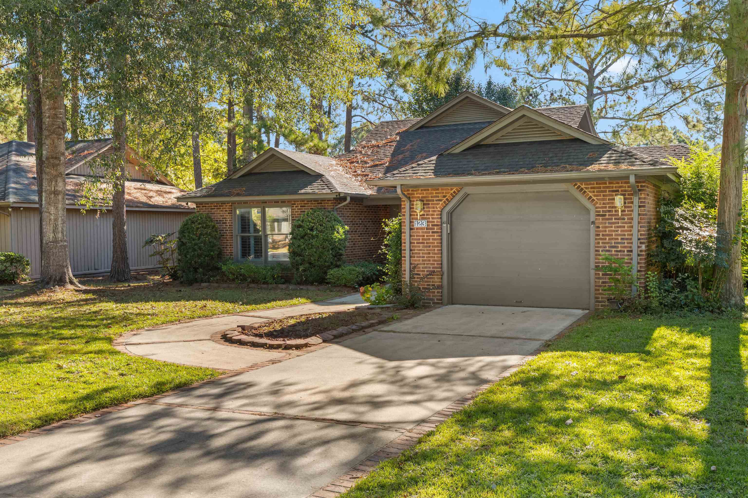 123 Mayberry Ln.
