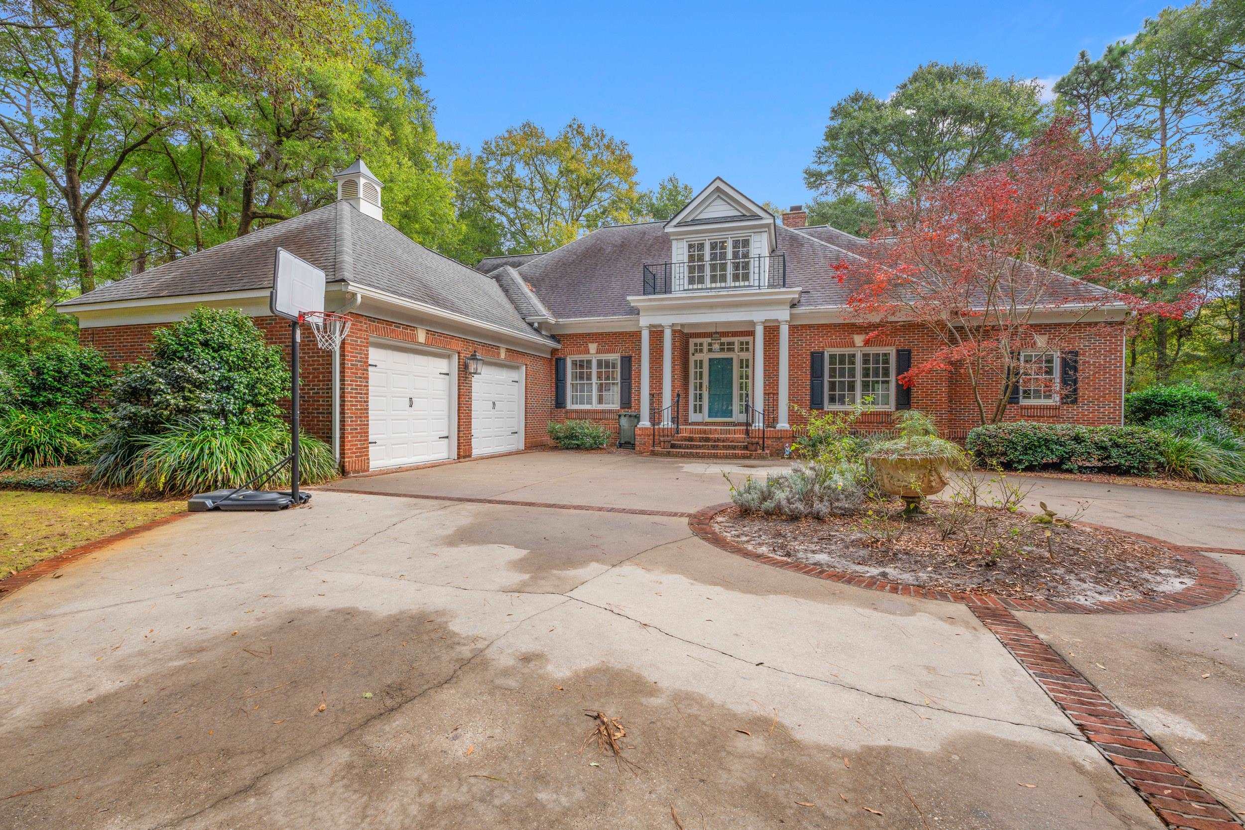 4511 Saint Johns Pl.