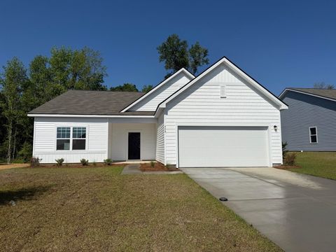 502 Castillo Dr. Loris SC 29569