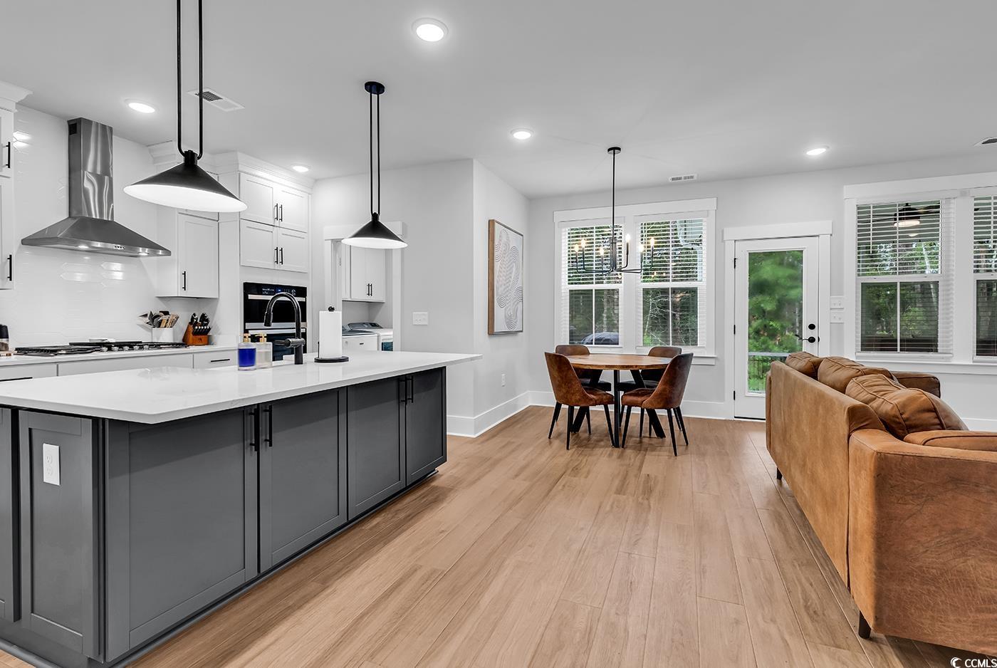 1216 Newell Dr