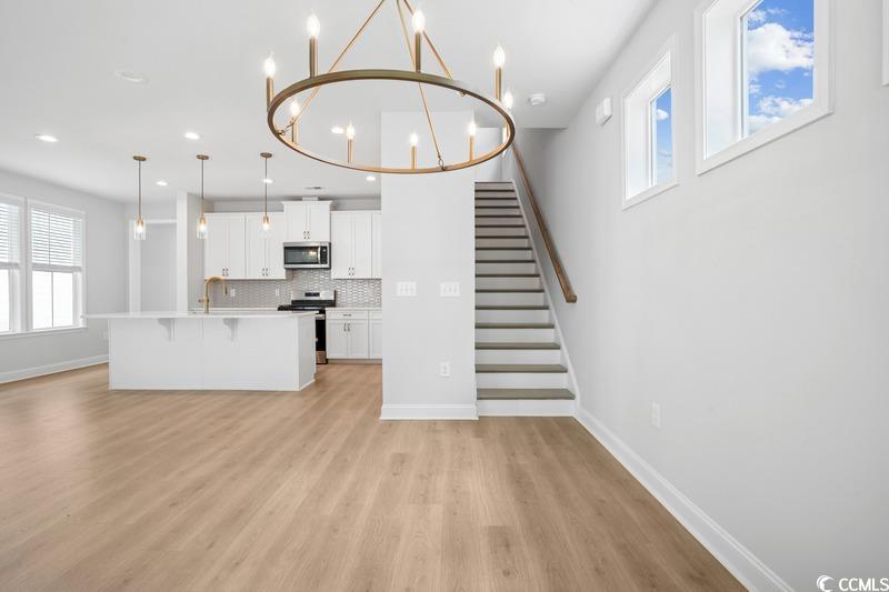 2408 Hillbourne Loop