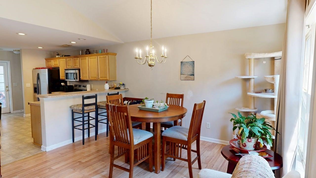 4646 Farm Lake Dr.
