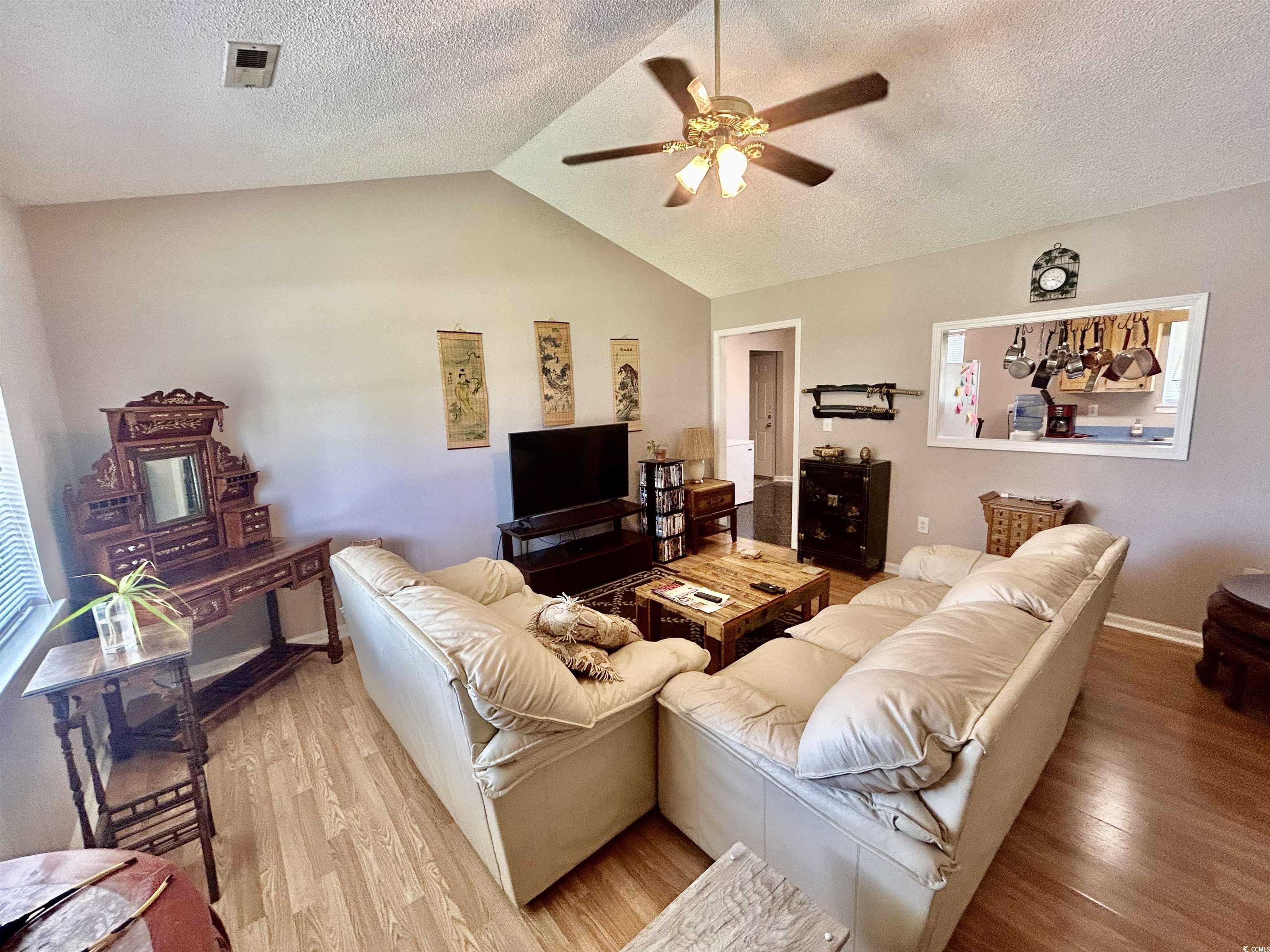 706 Jamie Ln.