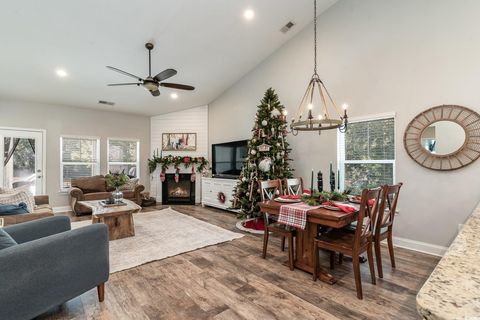 A home in Pawleys Island