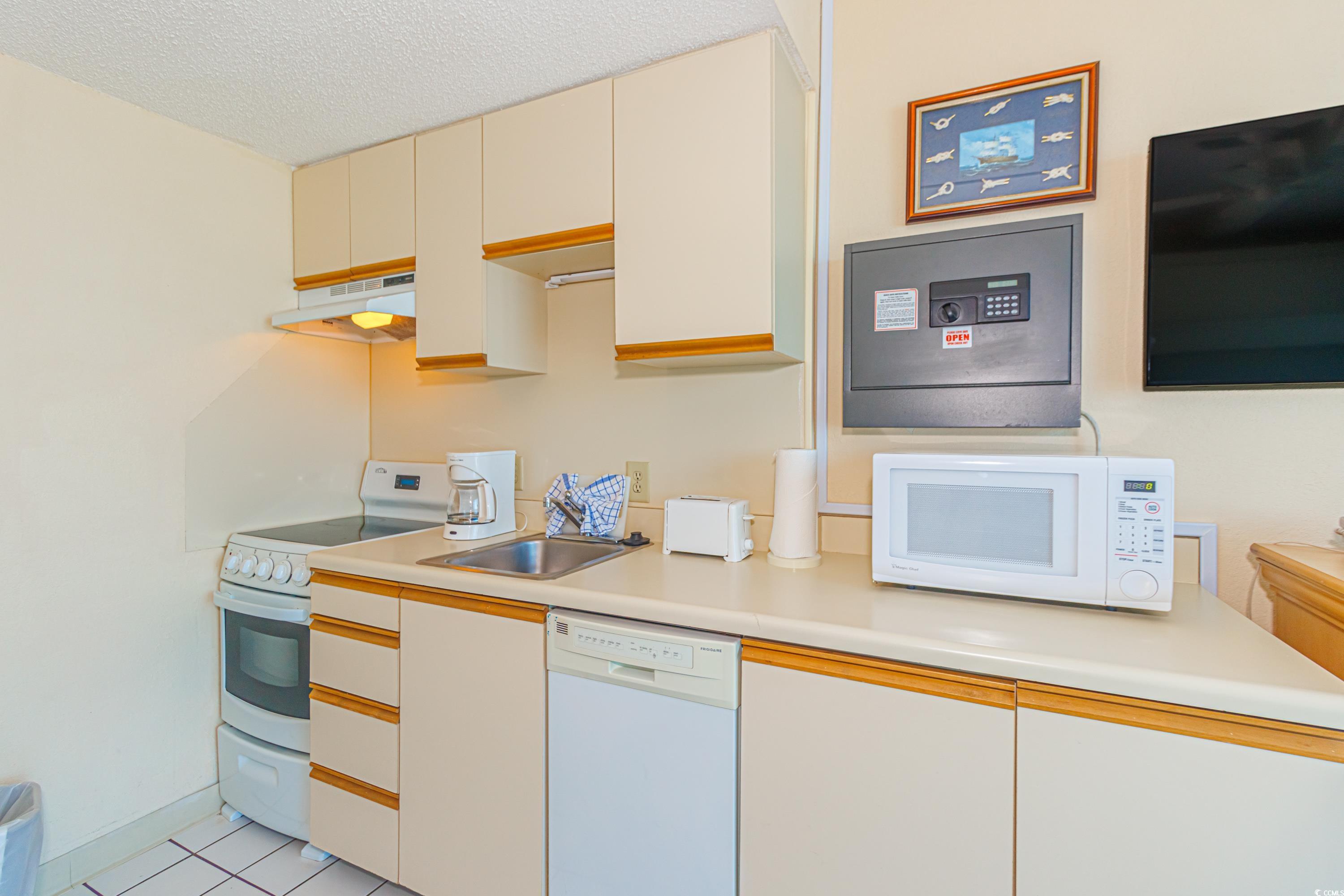 1304 N Ocean Blvd. S-605
