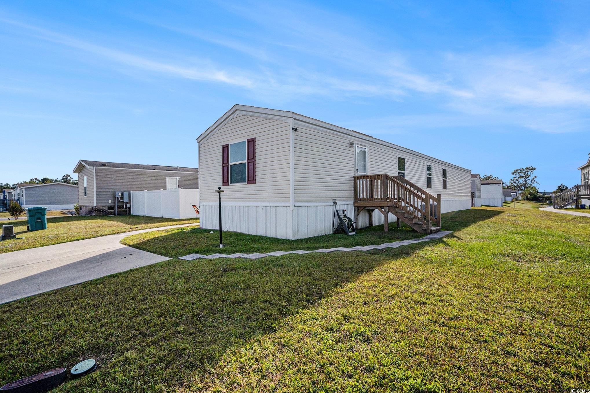 373 Hangar Ct.