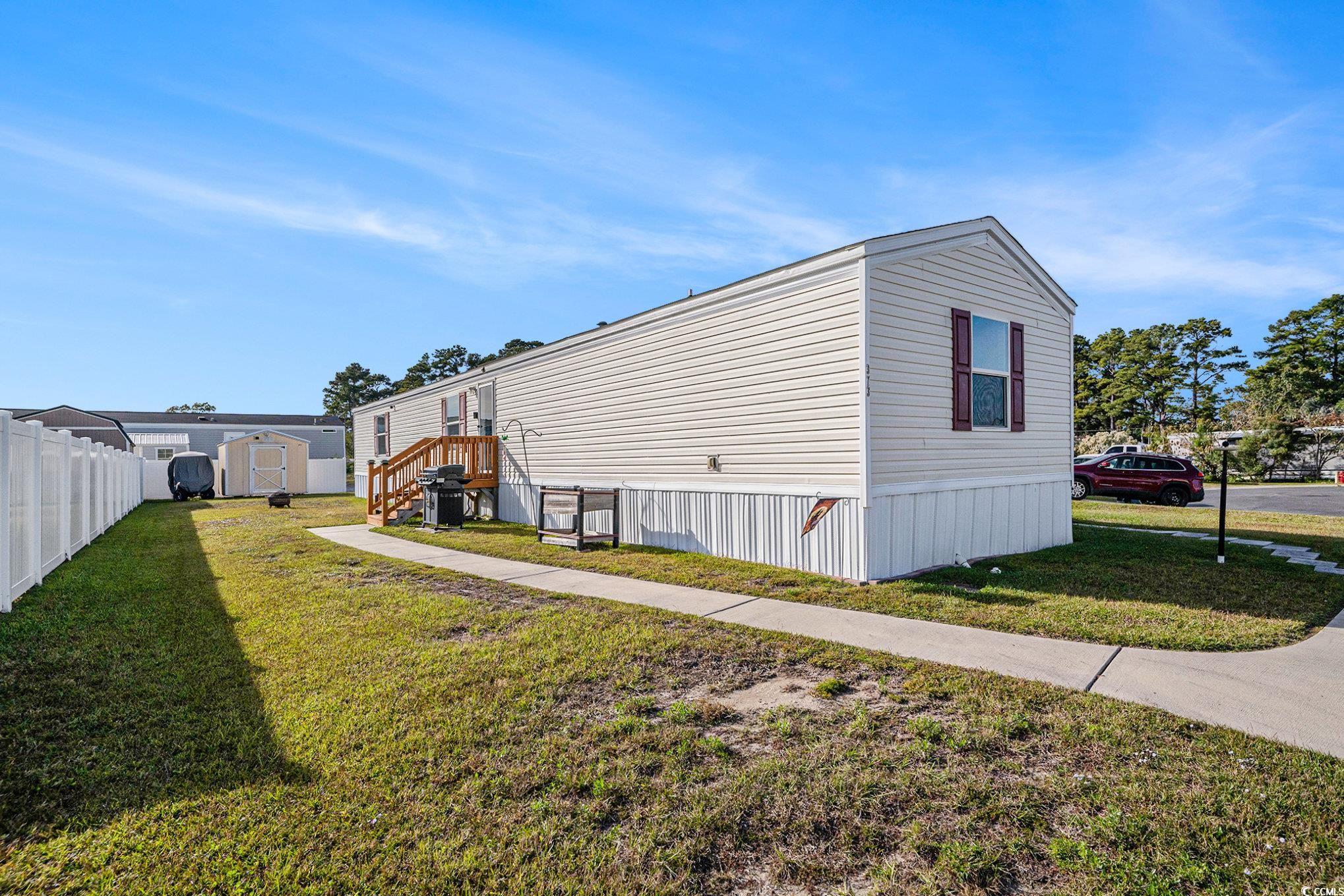 373 Hangar Ct.