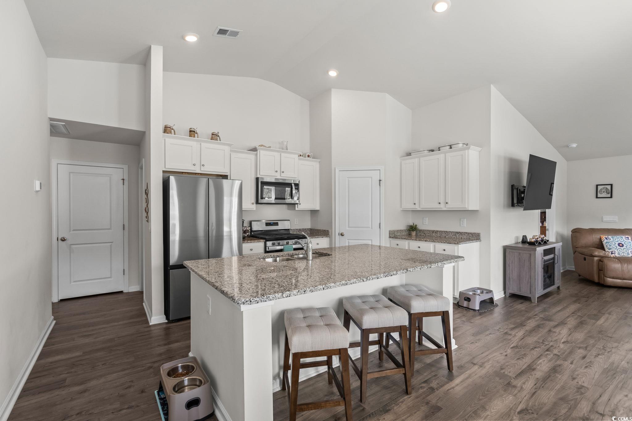 763 Eastridge Dr.