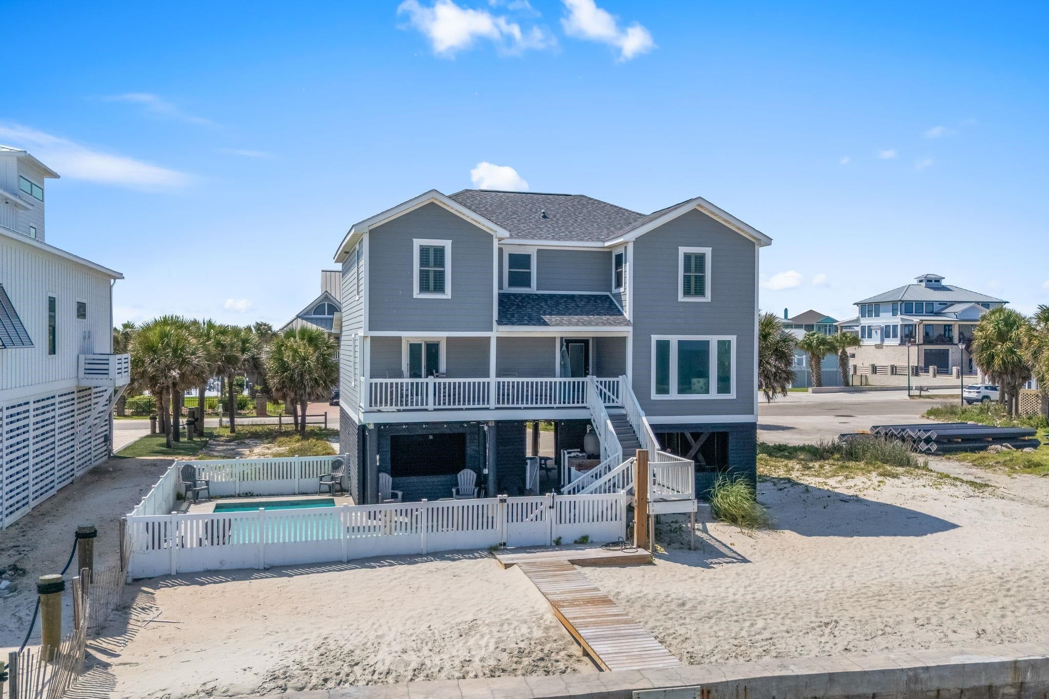 2045 S Waccamaw Dr.