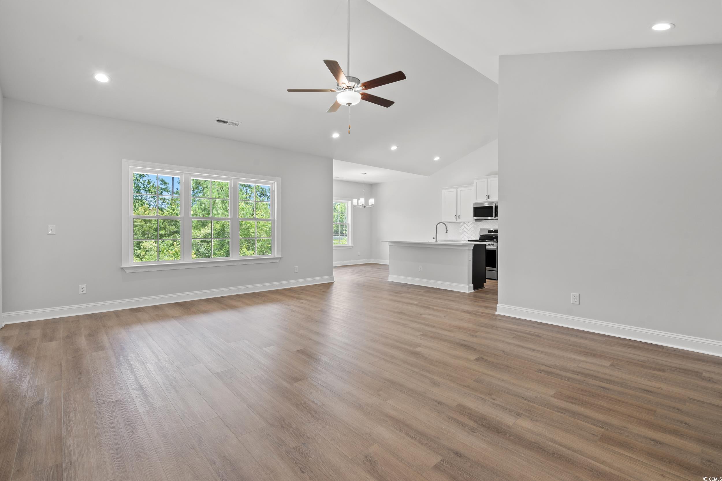 5009 Shore Breeze Dr.