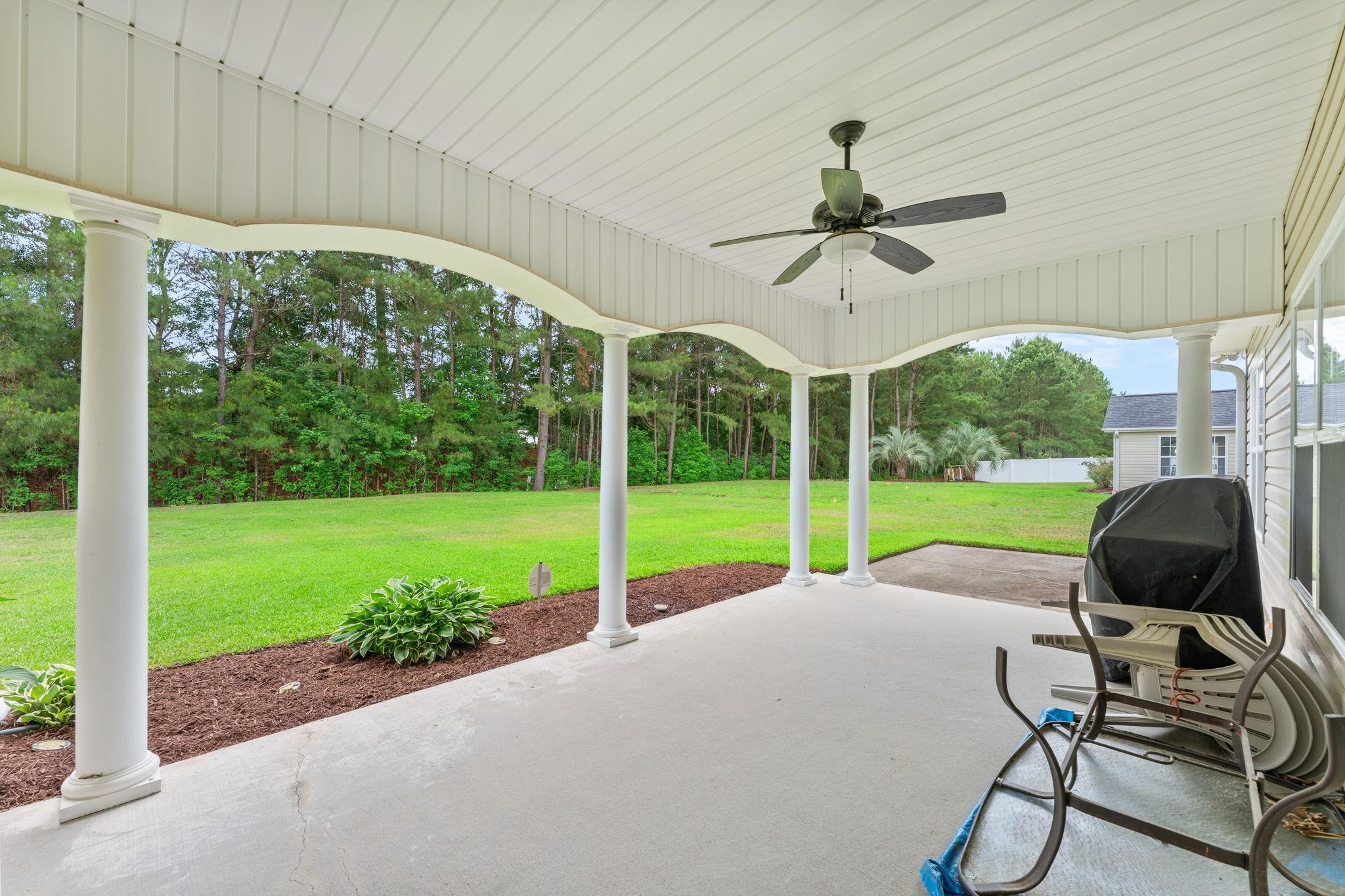 133 Maiden Ln.