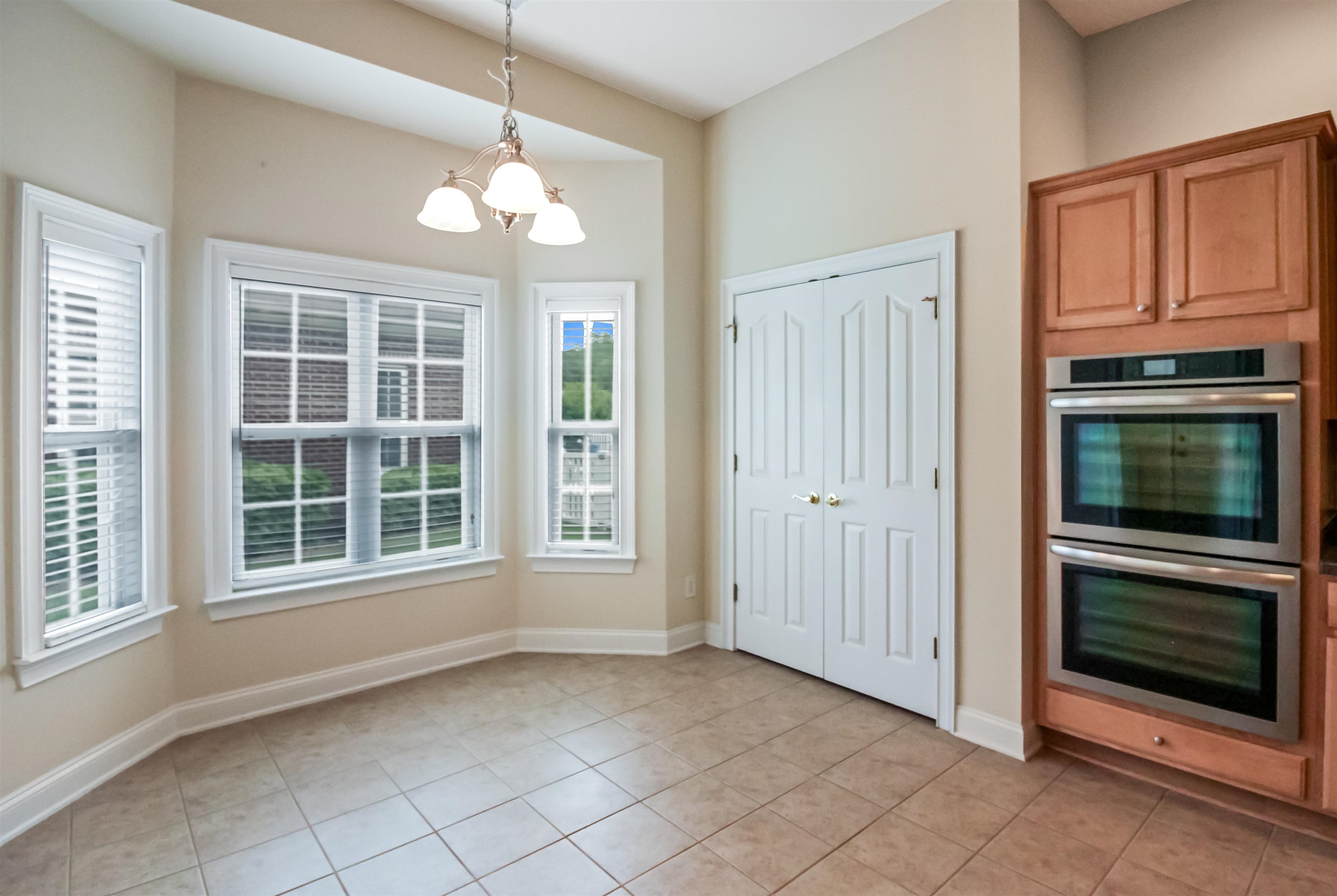 5414 Pheasant Dr.