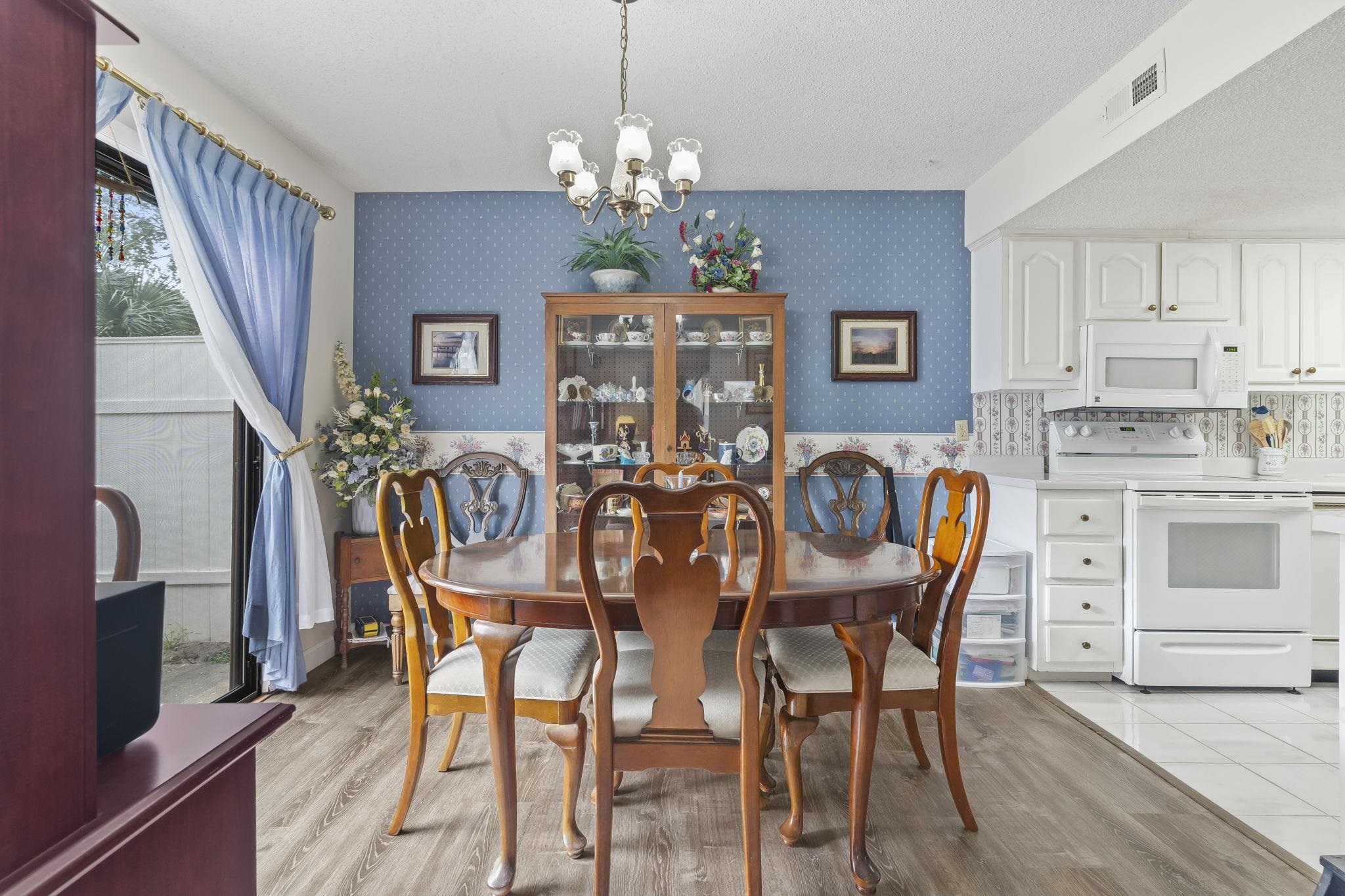 1331 Turkey Ridge Rd. B