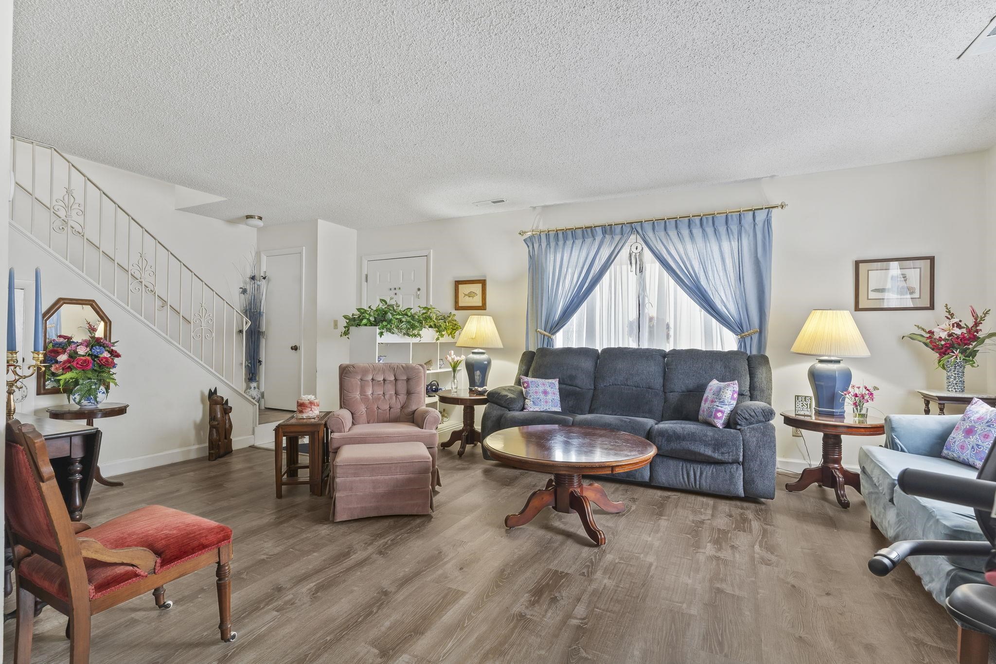 1331 Turkey Ridge Rd. B