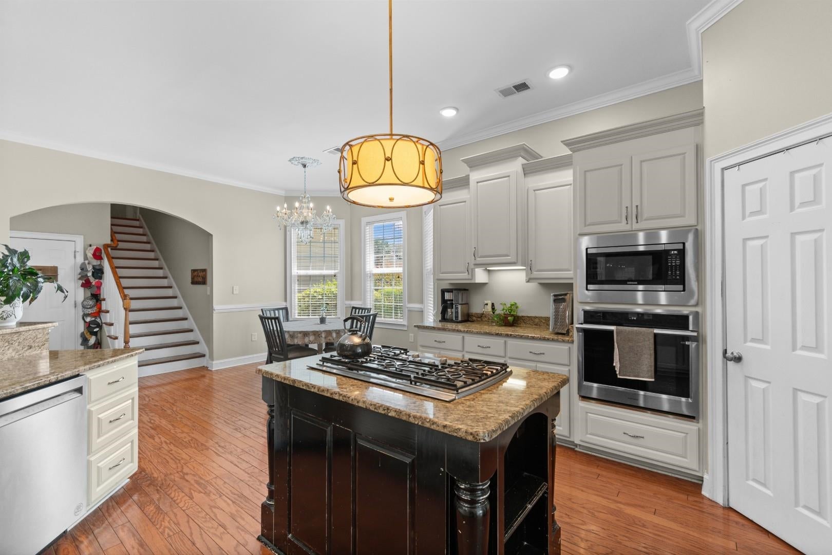 7045 Turtle Cove Dr.
