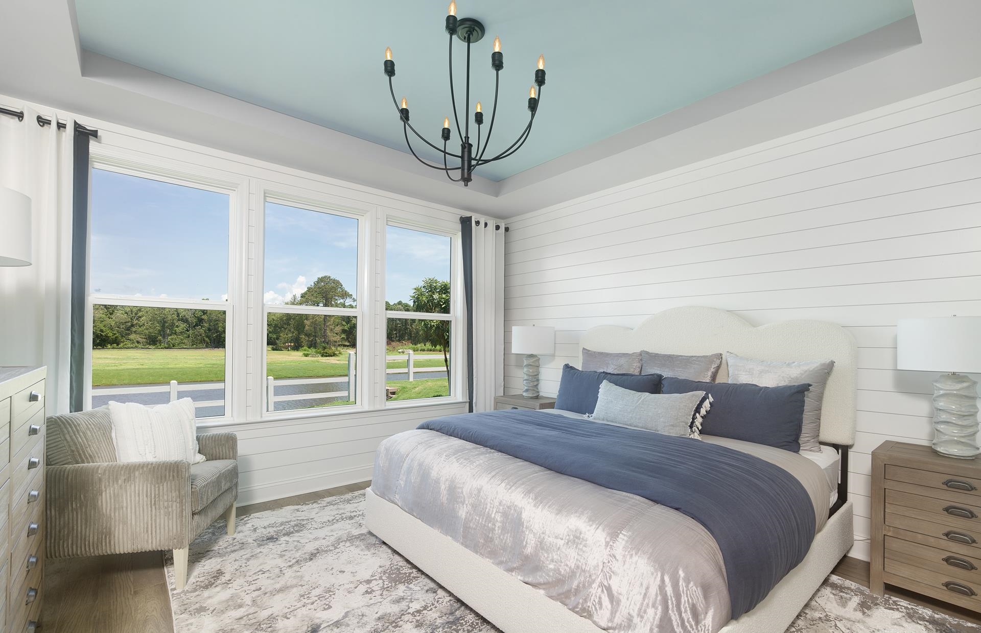 1509 Crested Iris Way