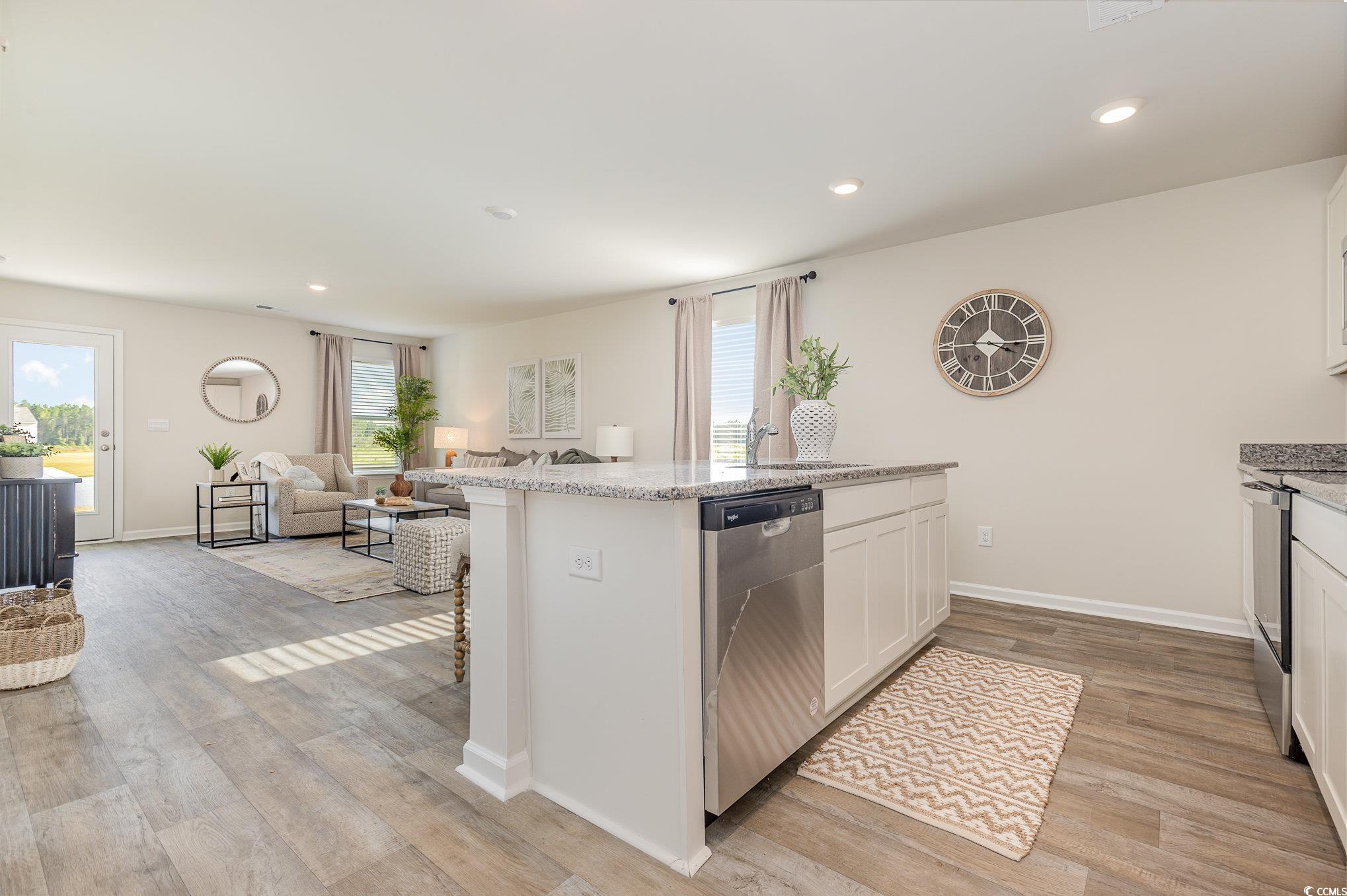 866 Farmers Passage Loop