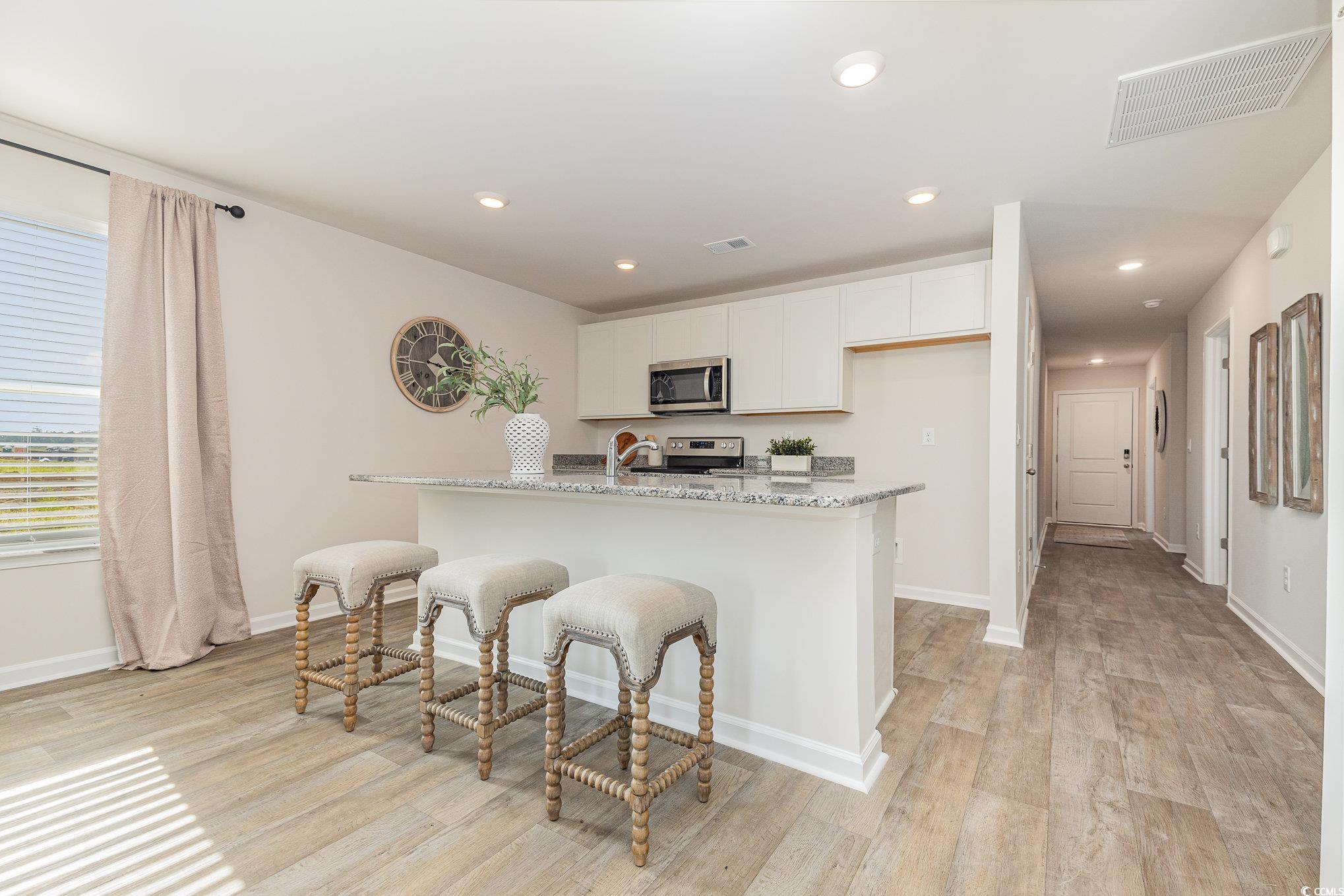 866 Farmers Passage Loop