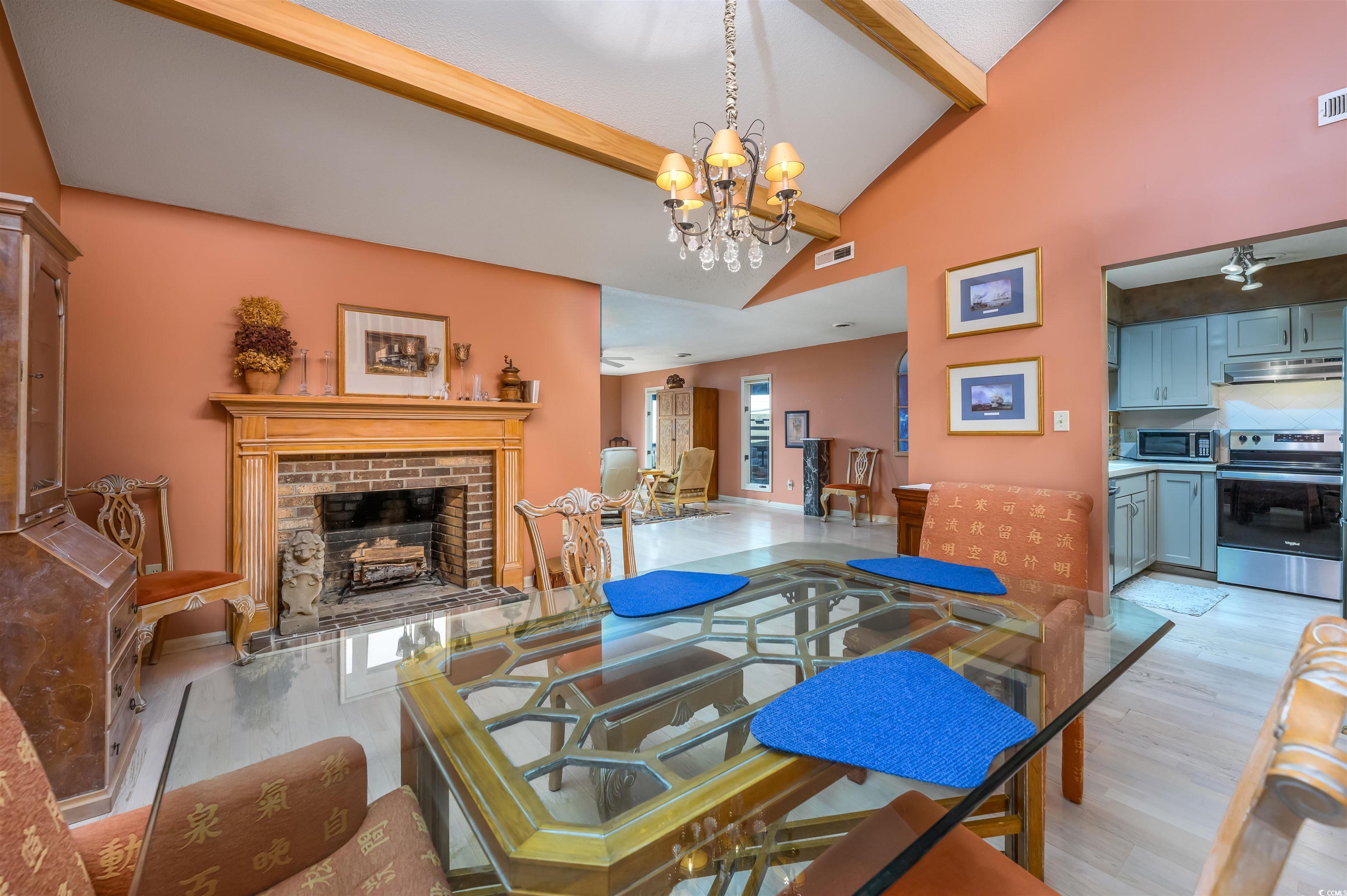 623 Rosemary Ln.
