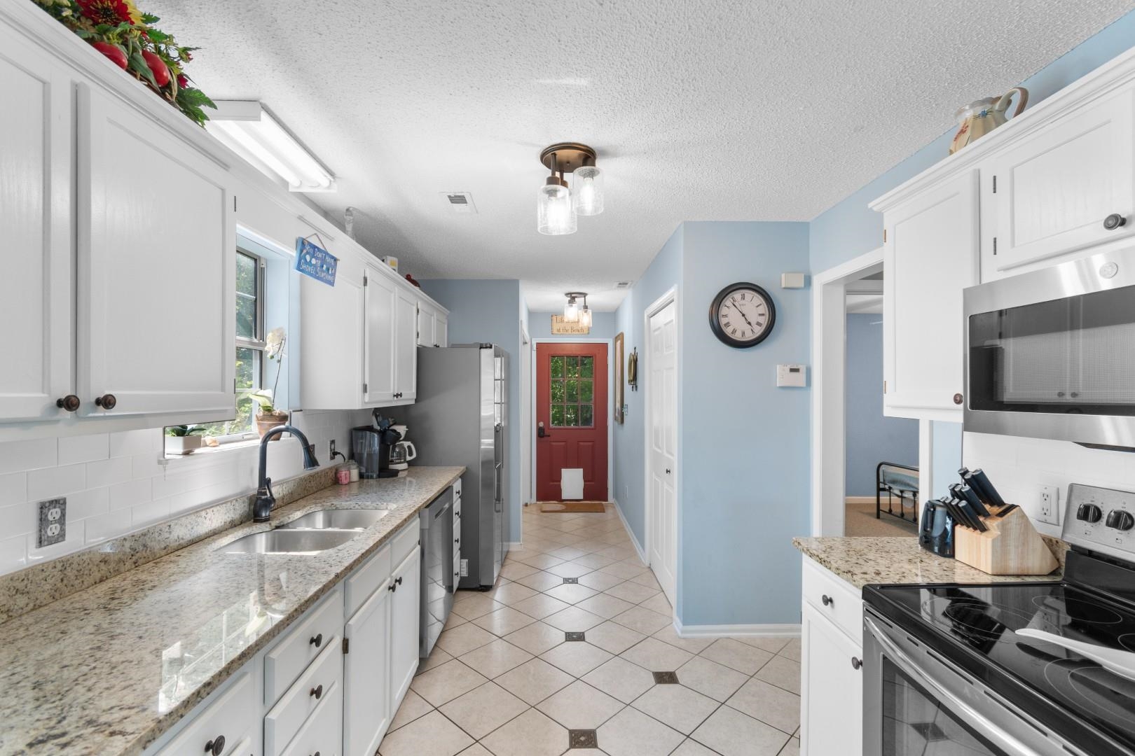 114 N Oak St.