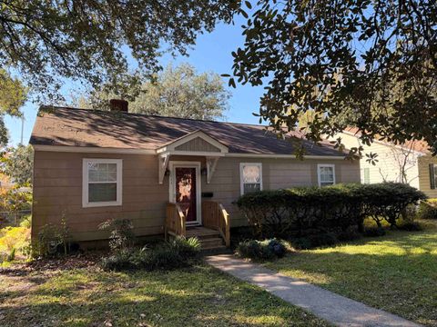 Photo of 1111 Palmetto St, Georgetown, SC 29440 (MLS # 2602442)