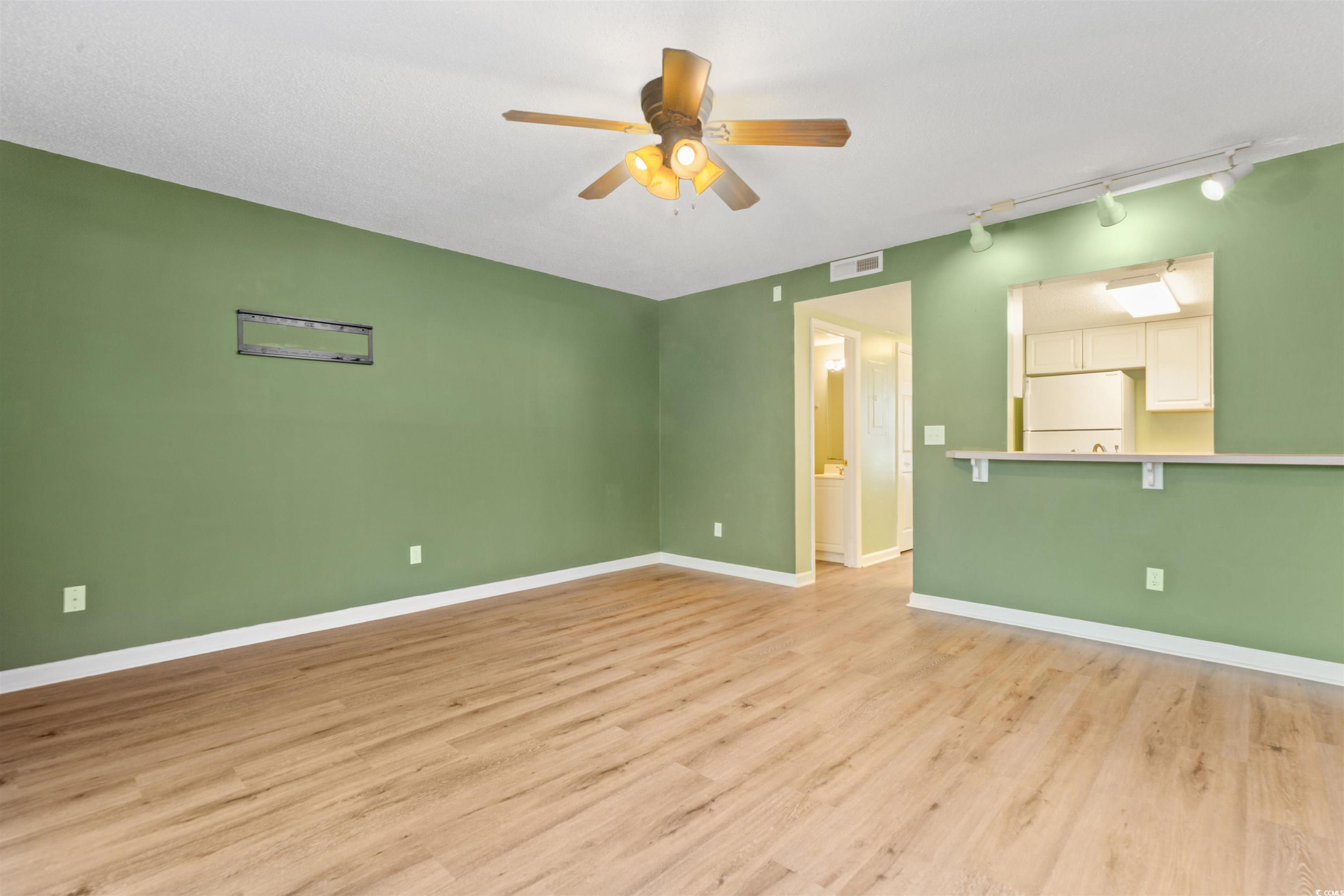 Myrtle Beach, South Carolina 29572, United States, 2 Bedrooms Bedrooms, ,3 BathroomsBathrooms,Residential,Active,184966