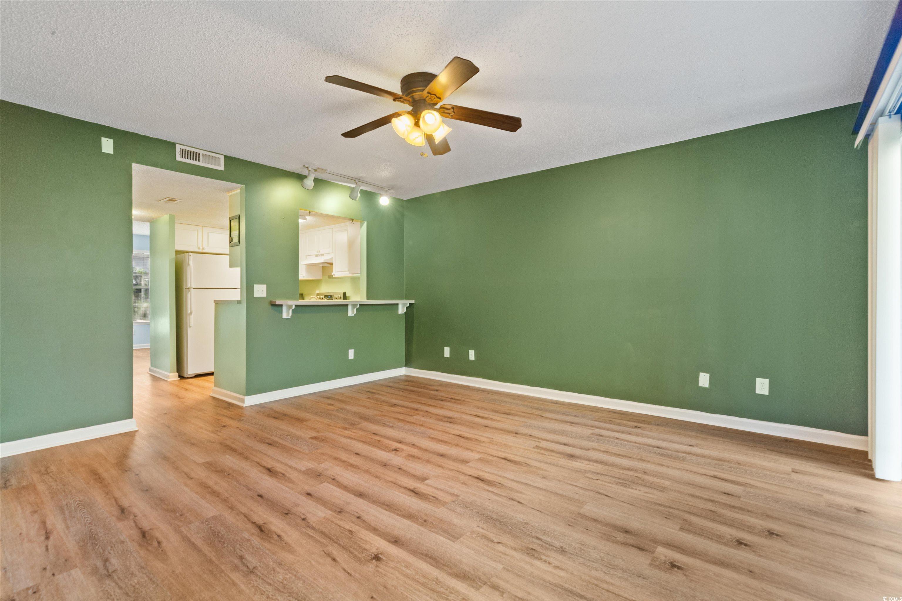 Myrtle Beach, South Carolina 29572, United States, 2 Bedrooms Bedrooms, ,3 BathroomsBathrooms,Residential,Active,184966