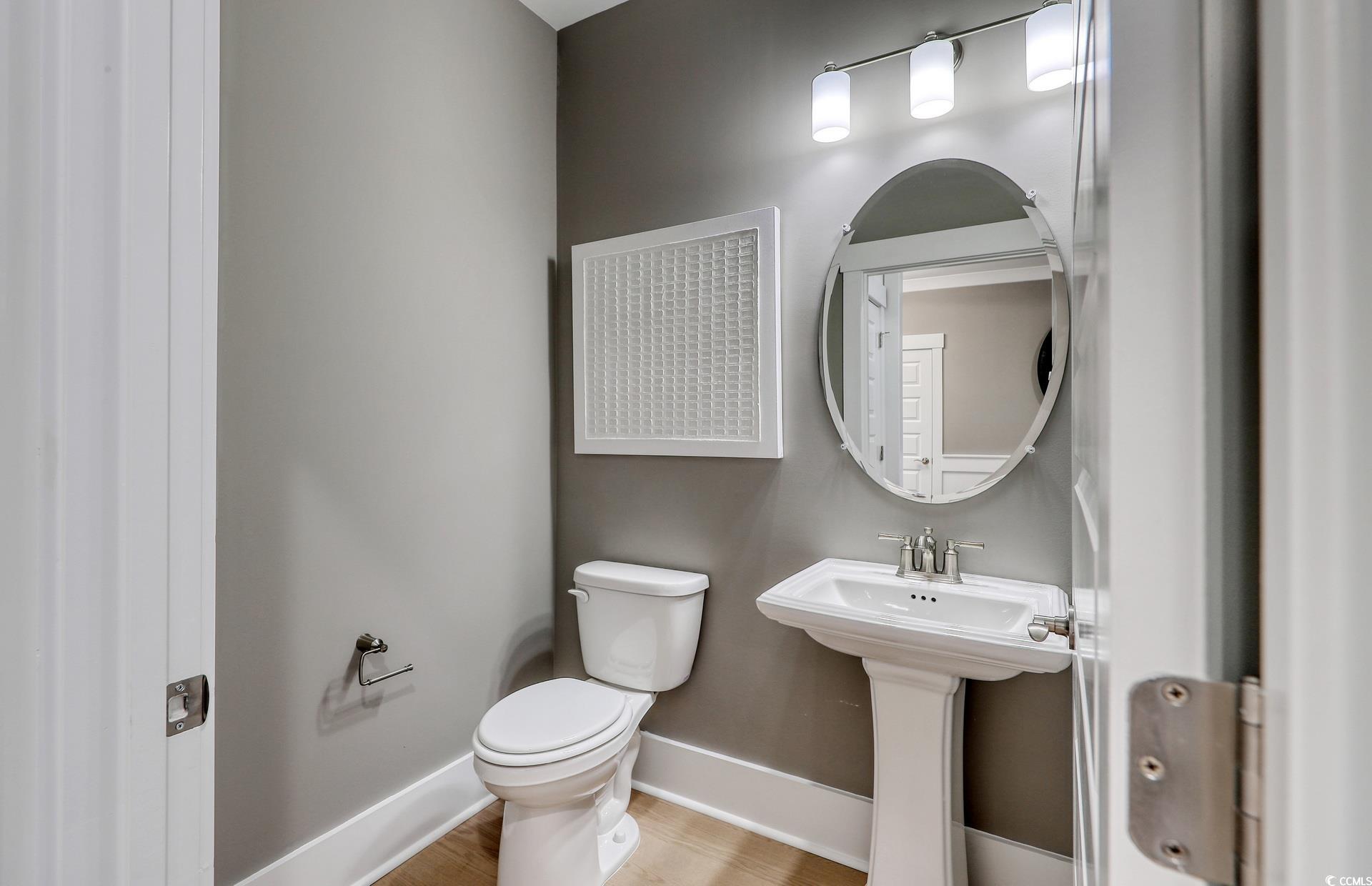 1514 Winding Creek Way