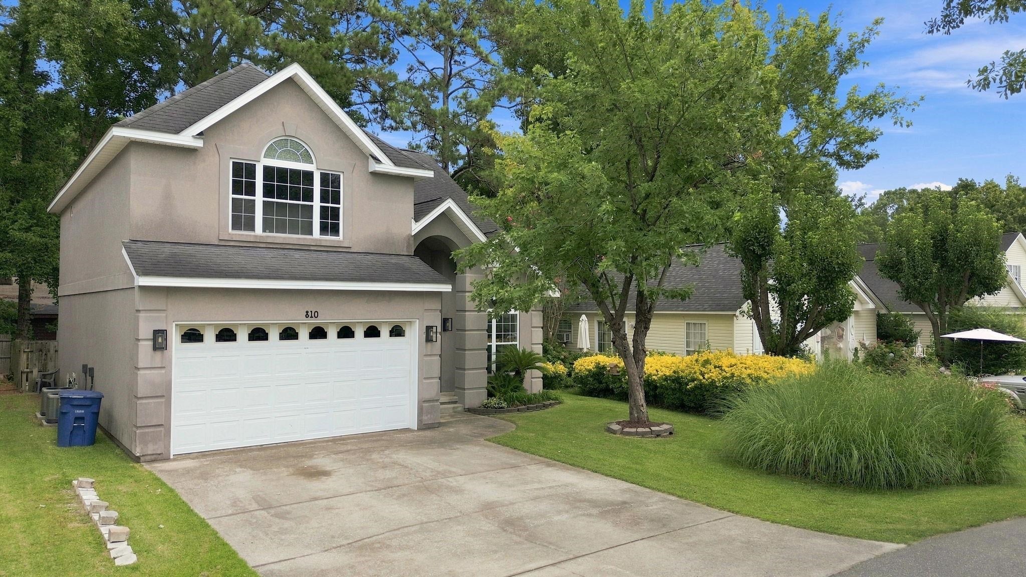 810 Brenda Pl.