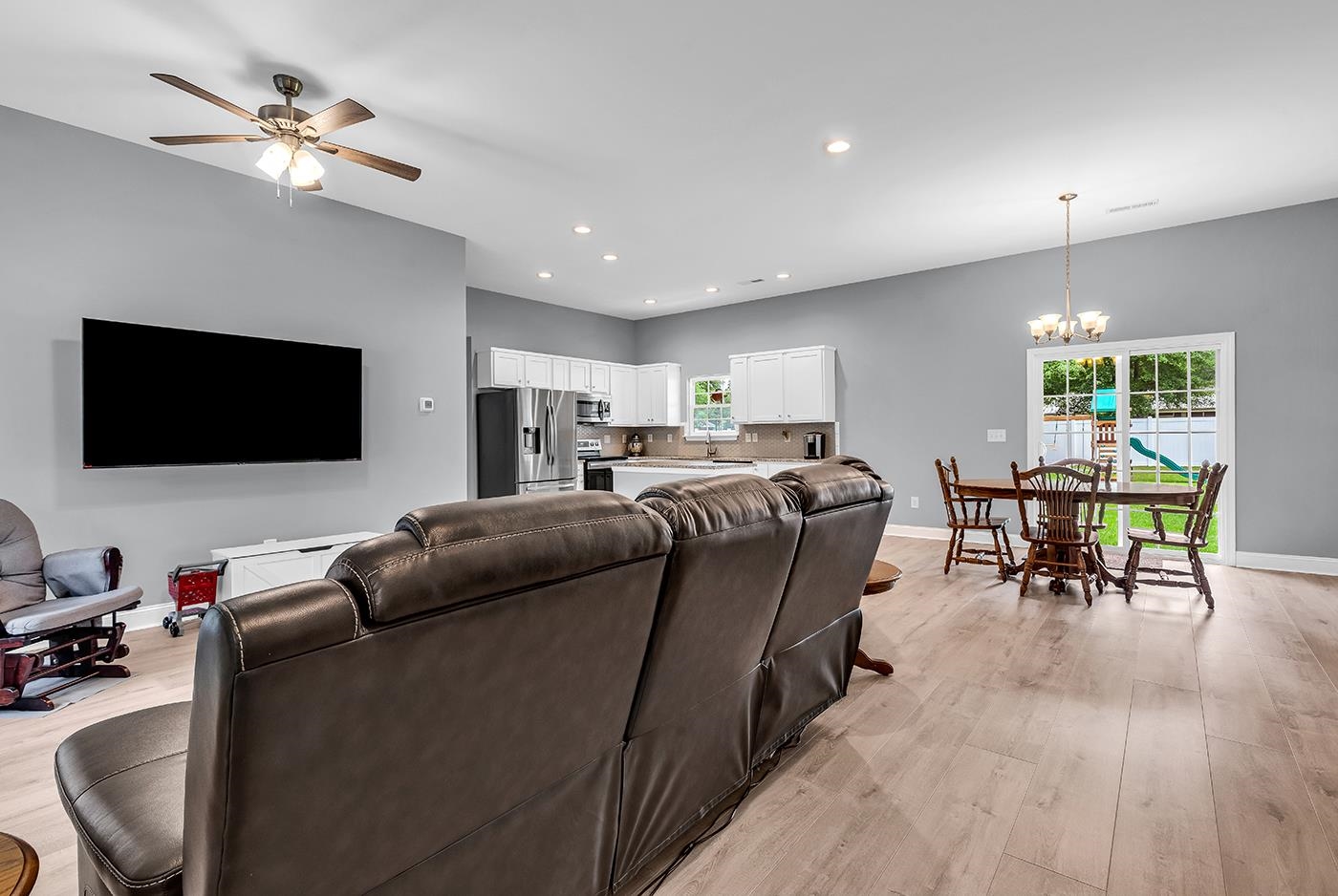 5630 Dinkler Ave.