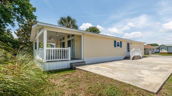 1864 SUNRISE DR, MYRTLE BEACH, SC 29575 - Image 8dff4cc3d3db37b60e79c297a3a4794a/3904200709