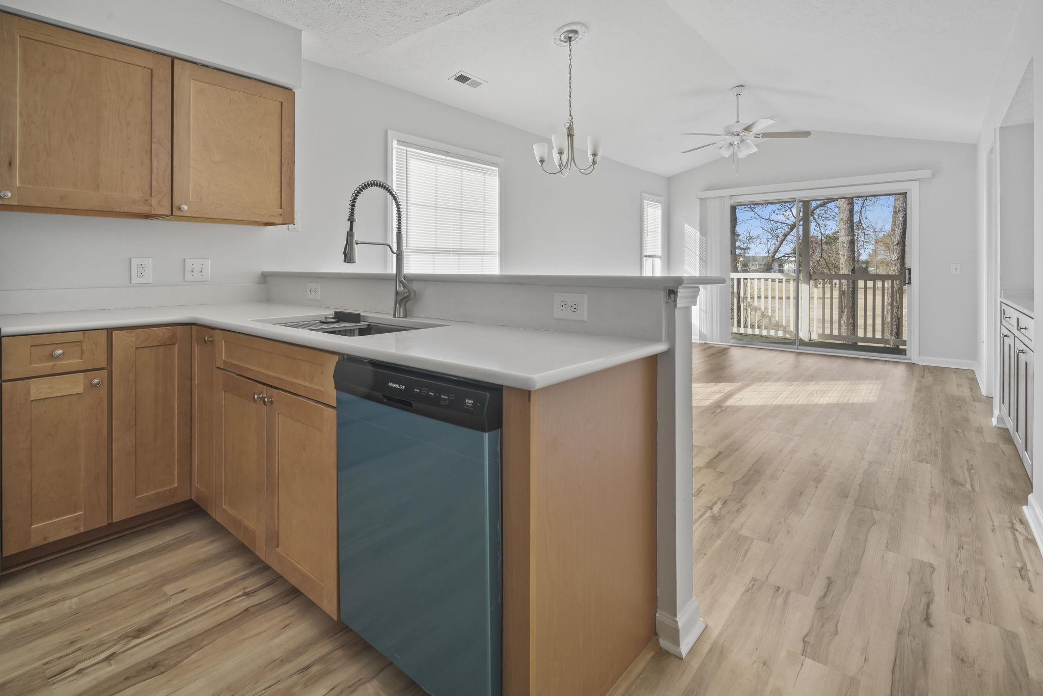 529 White River Dr. 19G