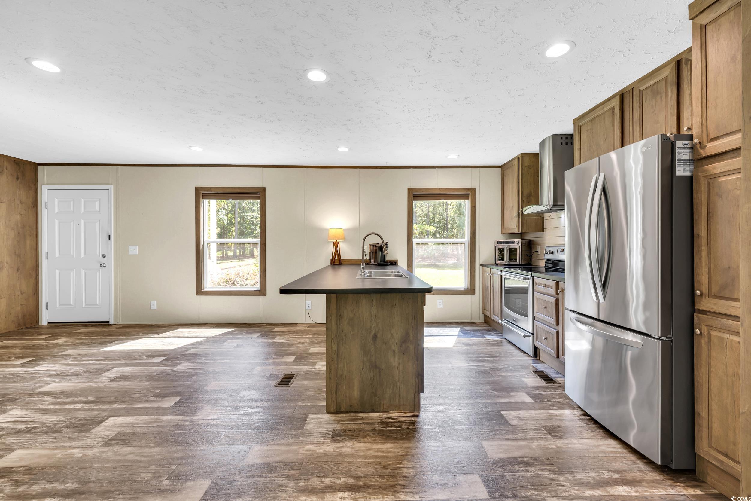 2068 Whispering Hills Rd.