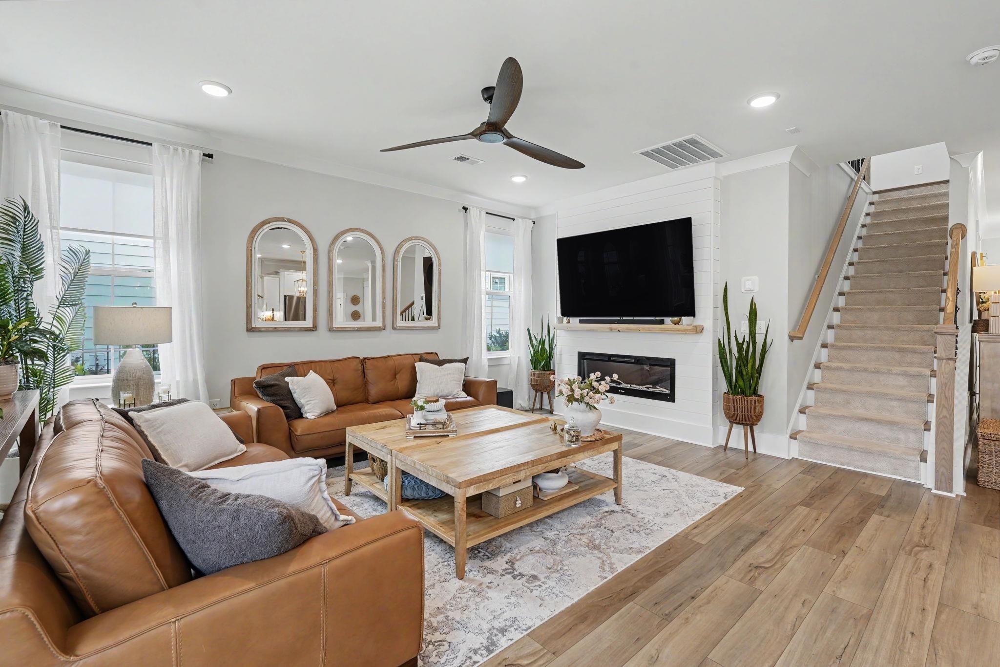 1805 Tryon Dr