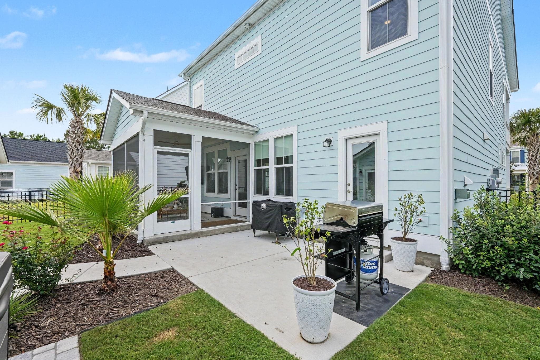 1805 Tryon Dr
