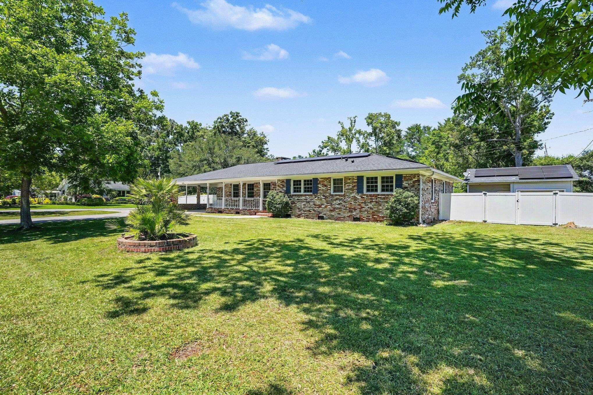 1020 Chicora Blvd.
