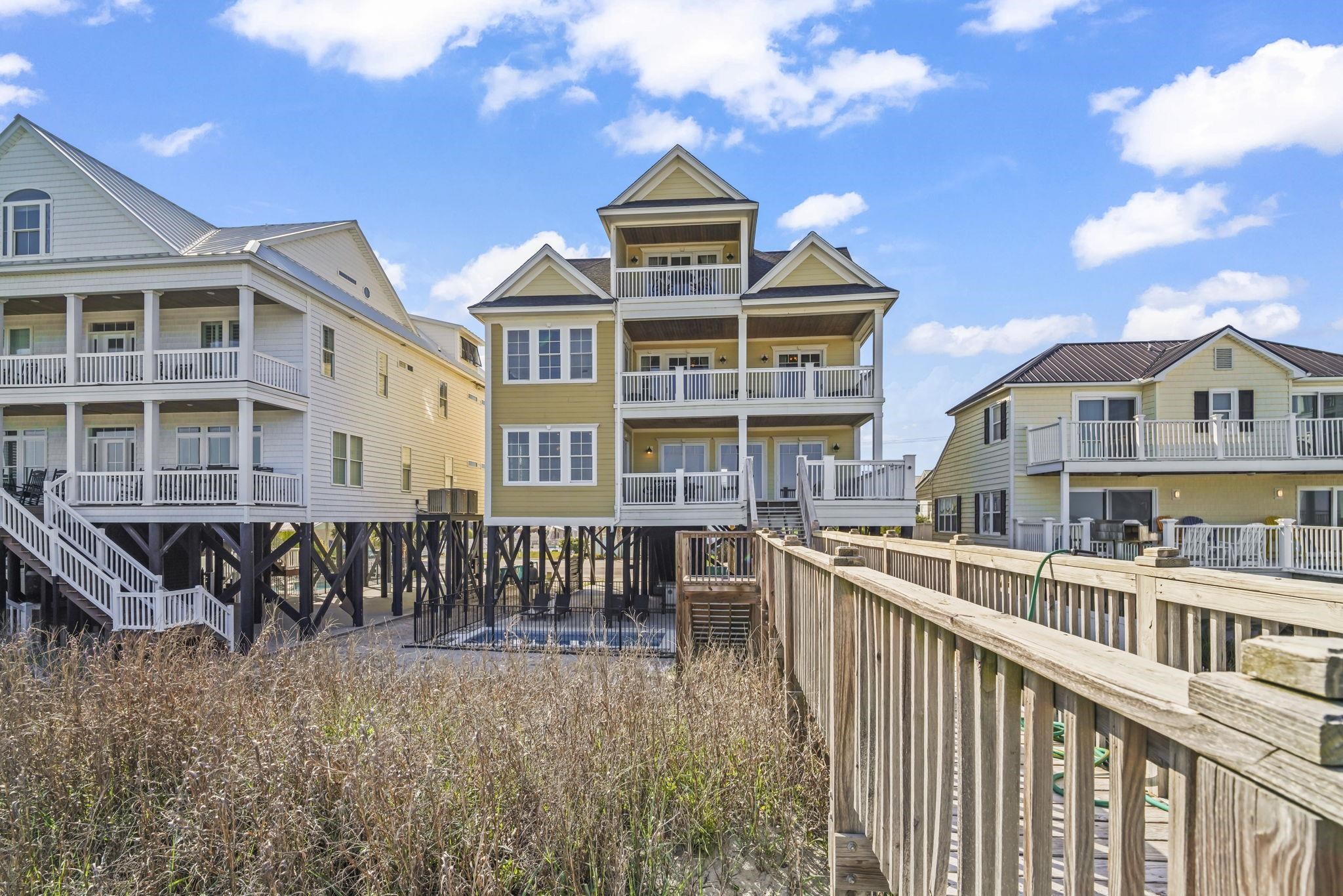 132 N Waccamaw Dr.