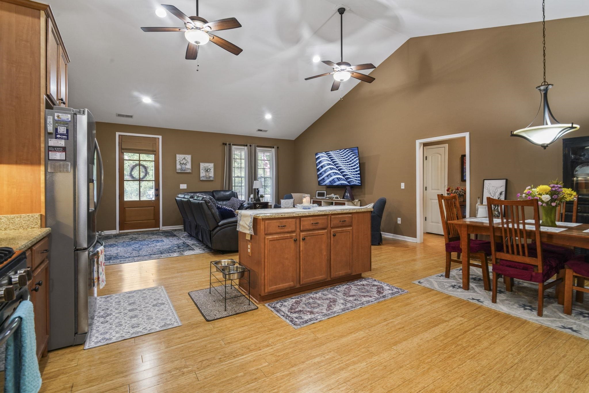 207 Waties Dr.