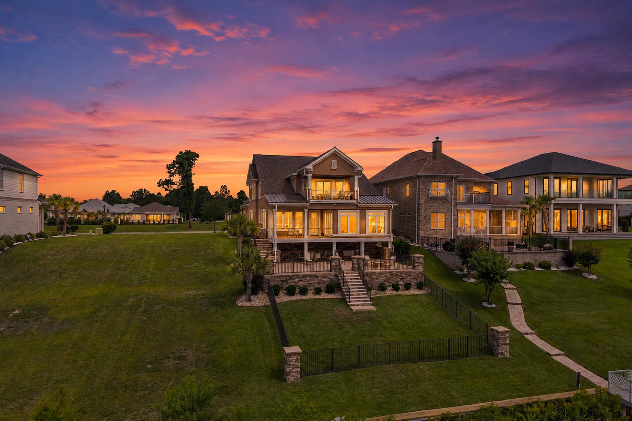 904 Waterton Ave.