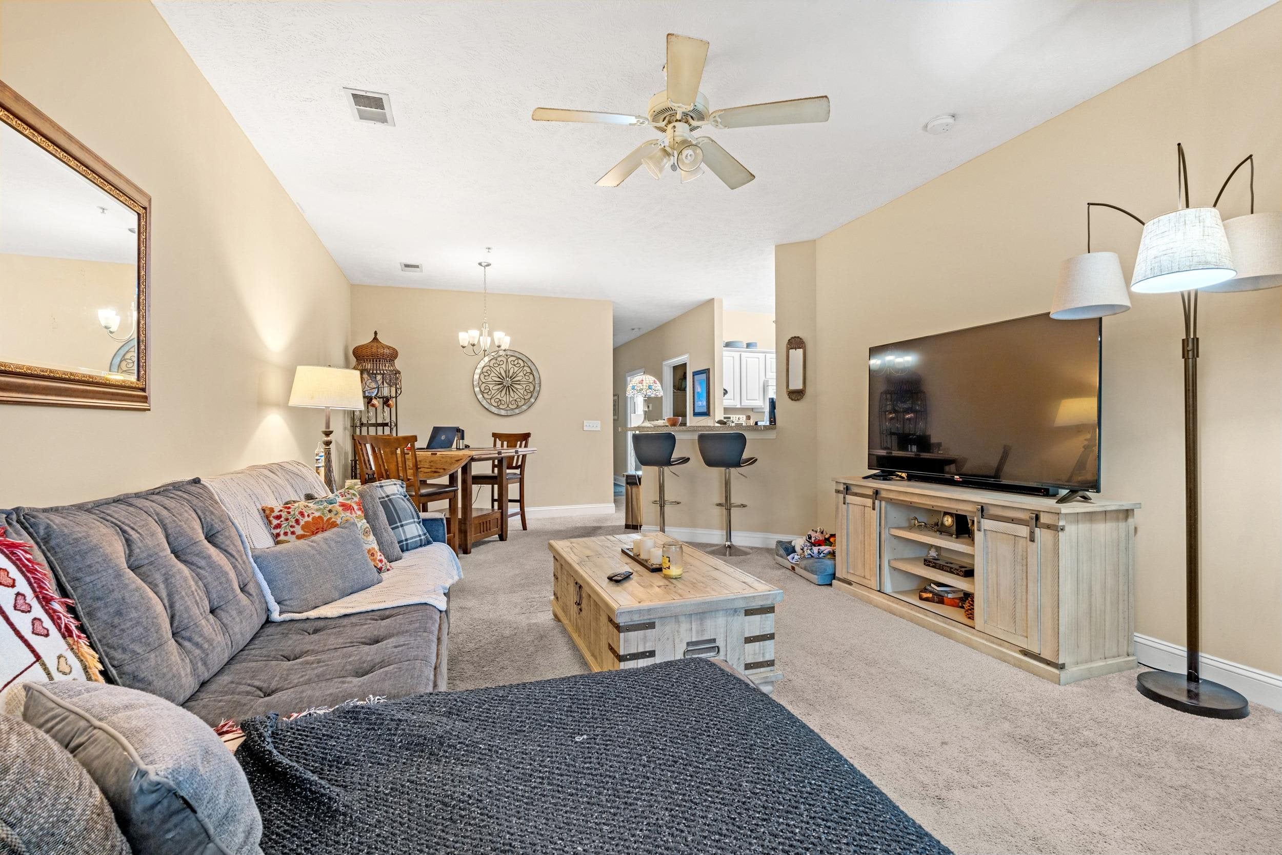 111 Fountain Pointe Ln. 202