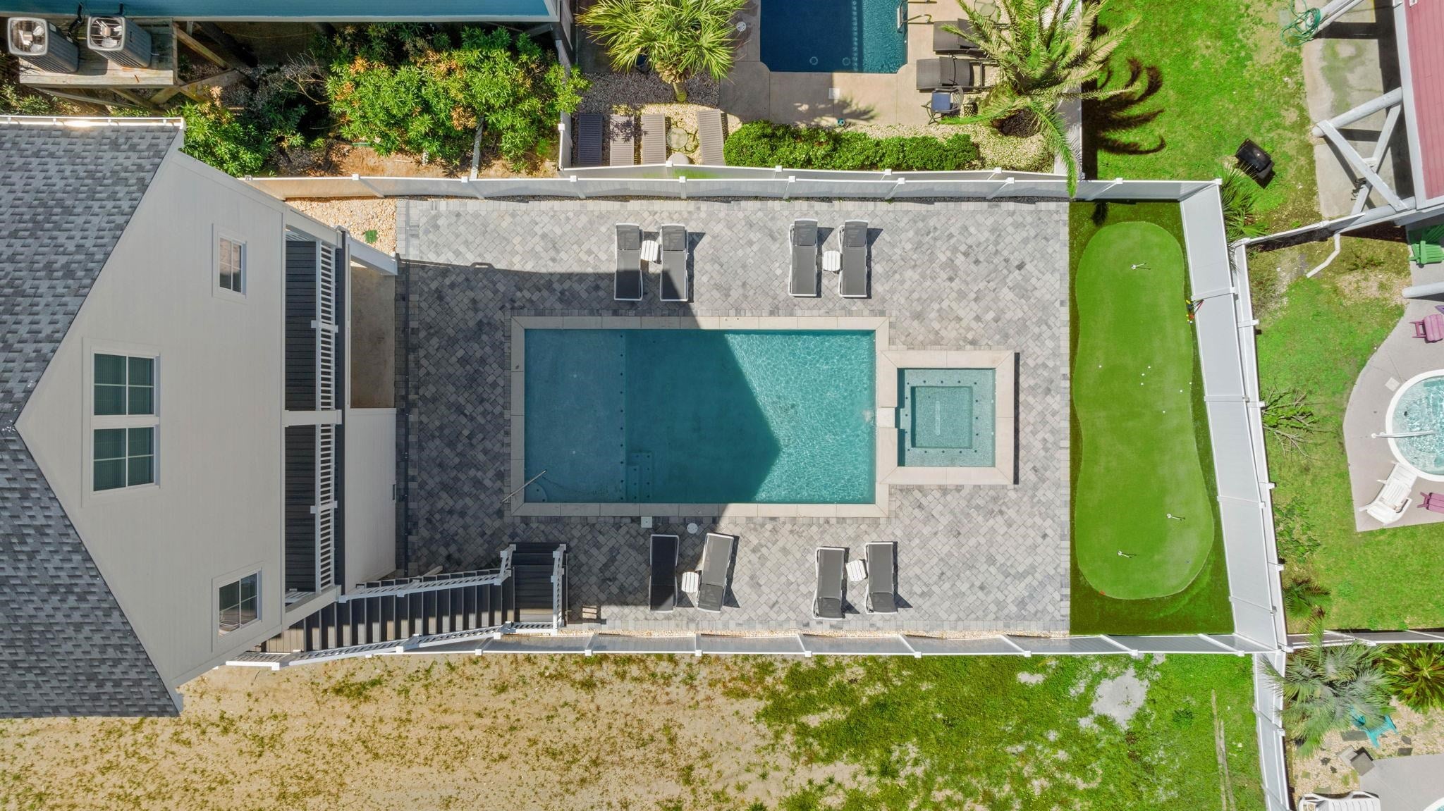 1211 N Waccamaw Dr.