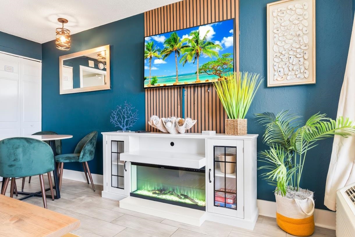 2300 N Ocean Blvd. 135